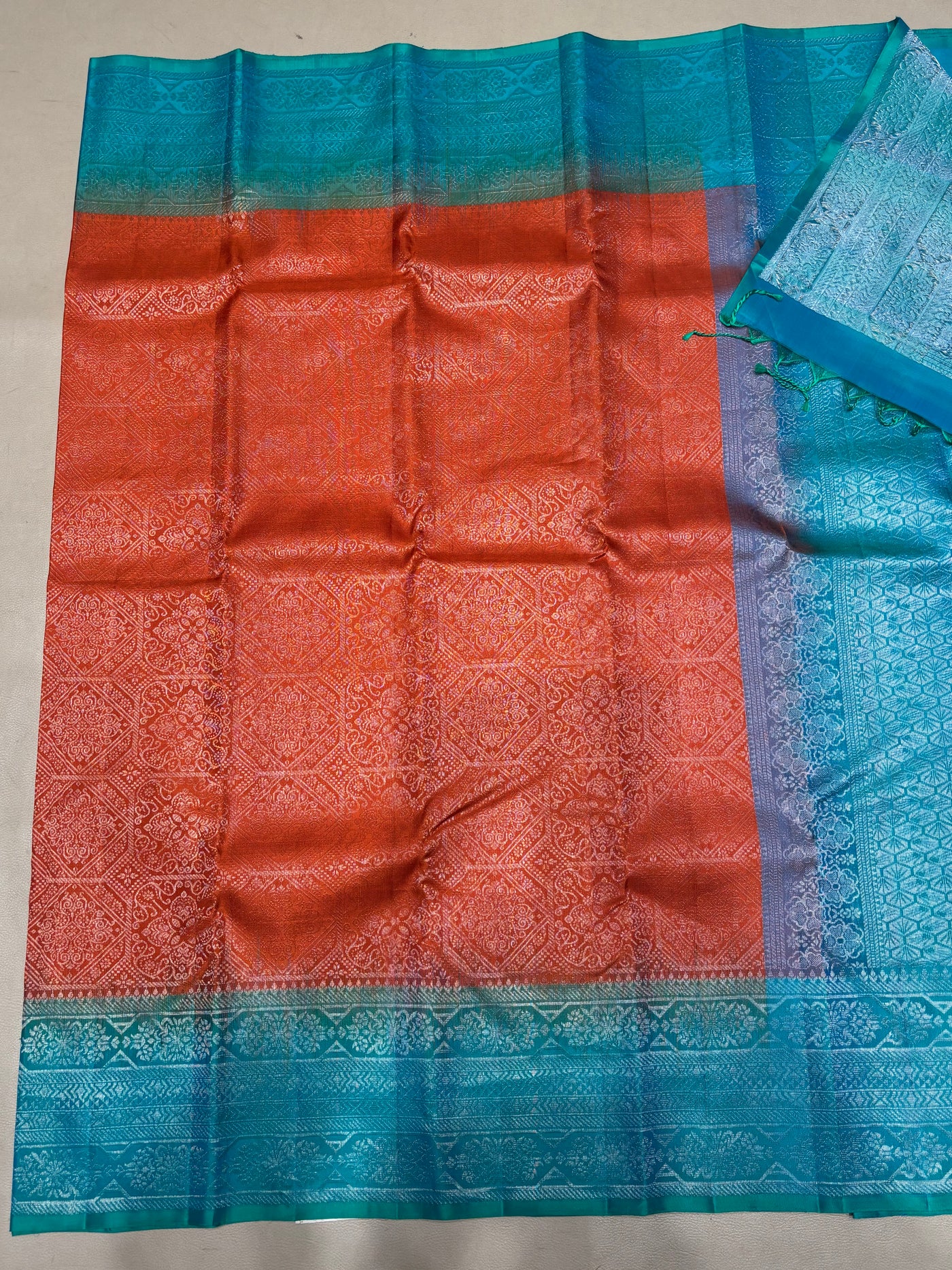 Ruhani all self handloom softsilk saree - Pure silk saree
