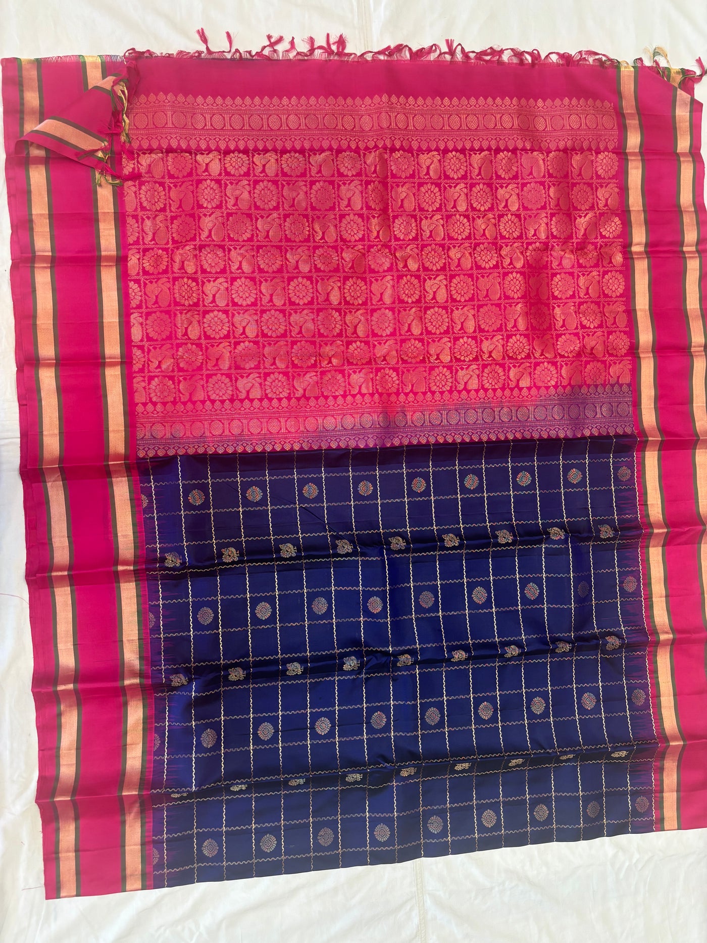 Yagnika handloom softsilk saree - Pure silk saree