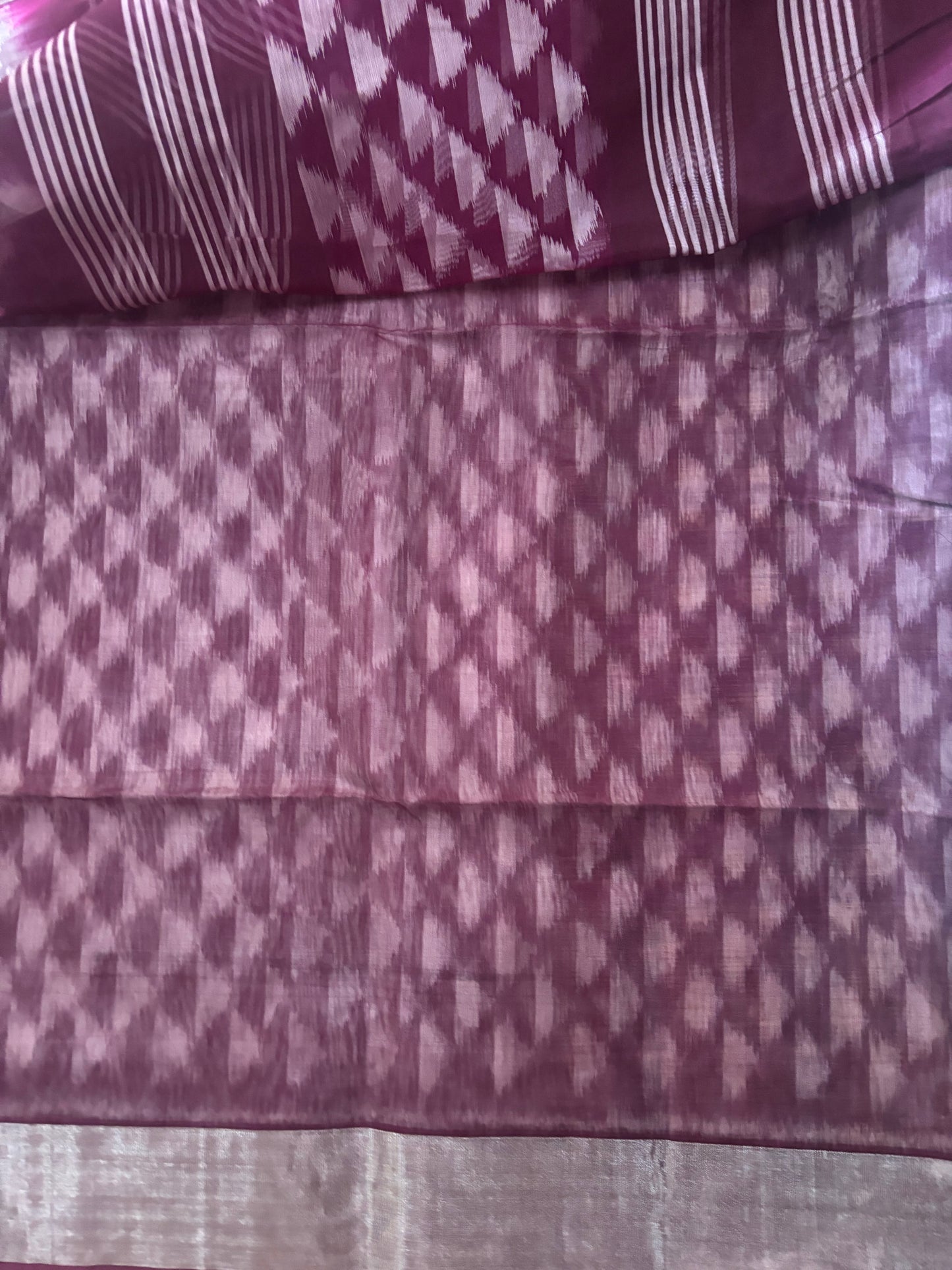 Vanmadhi handloom Kota cotton saree - white Zari