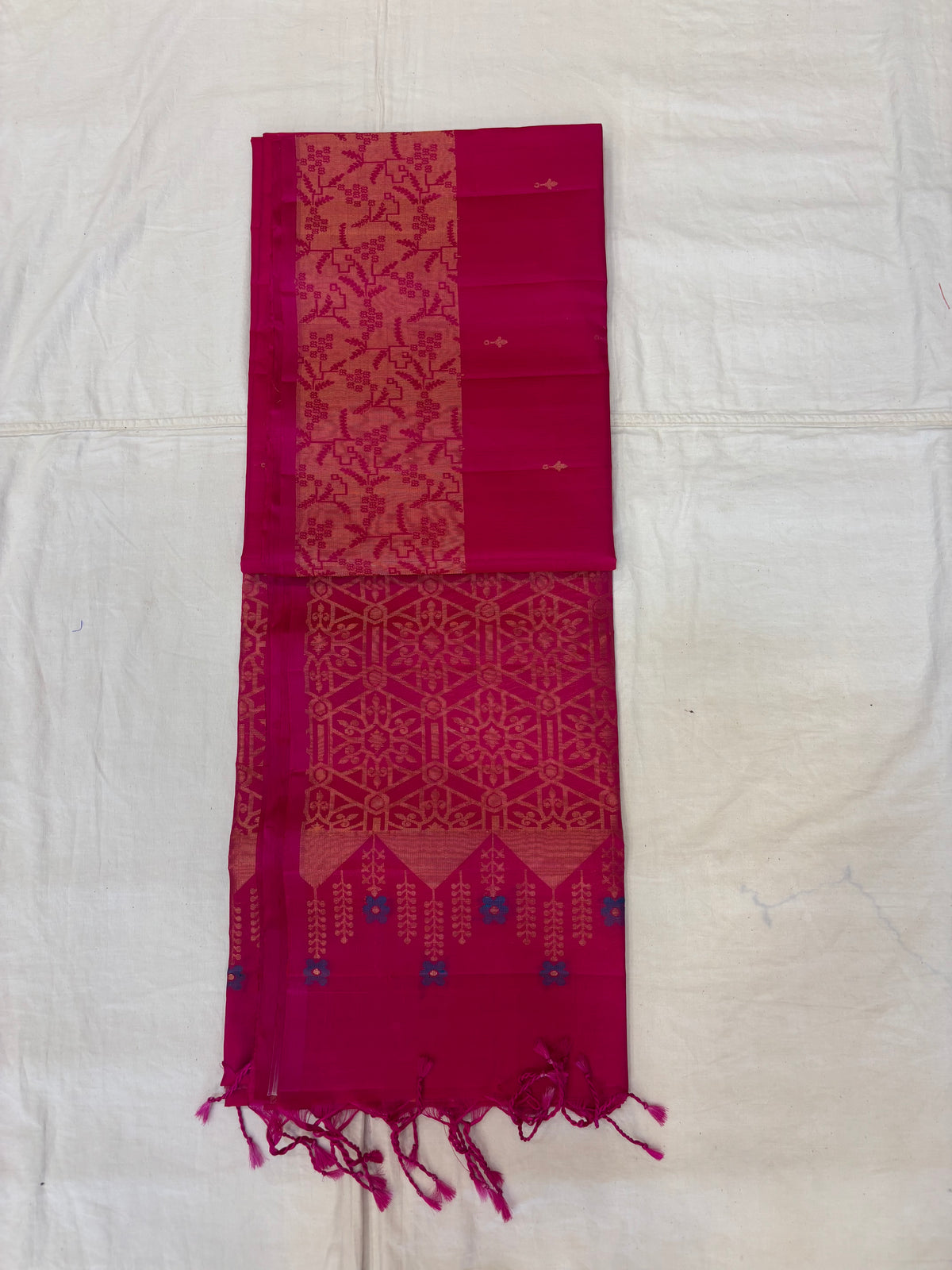Lavya handloom softsilk saree - Pure silk saree