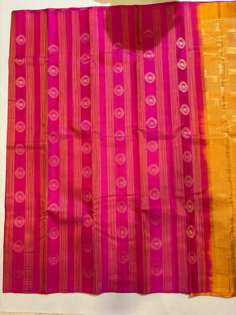 Karni handloom softsilk saree - Silk & dupion set6
