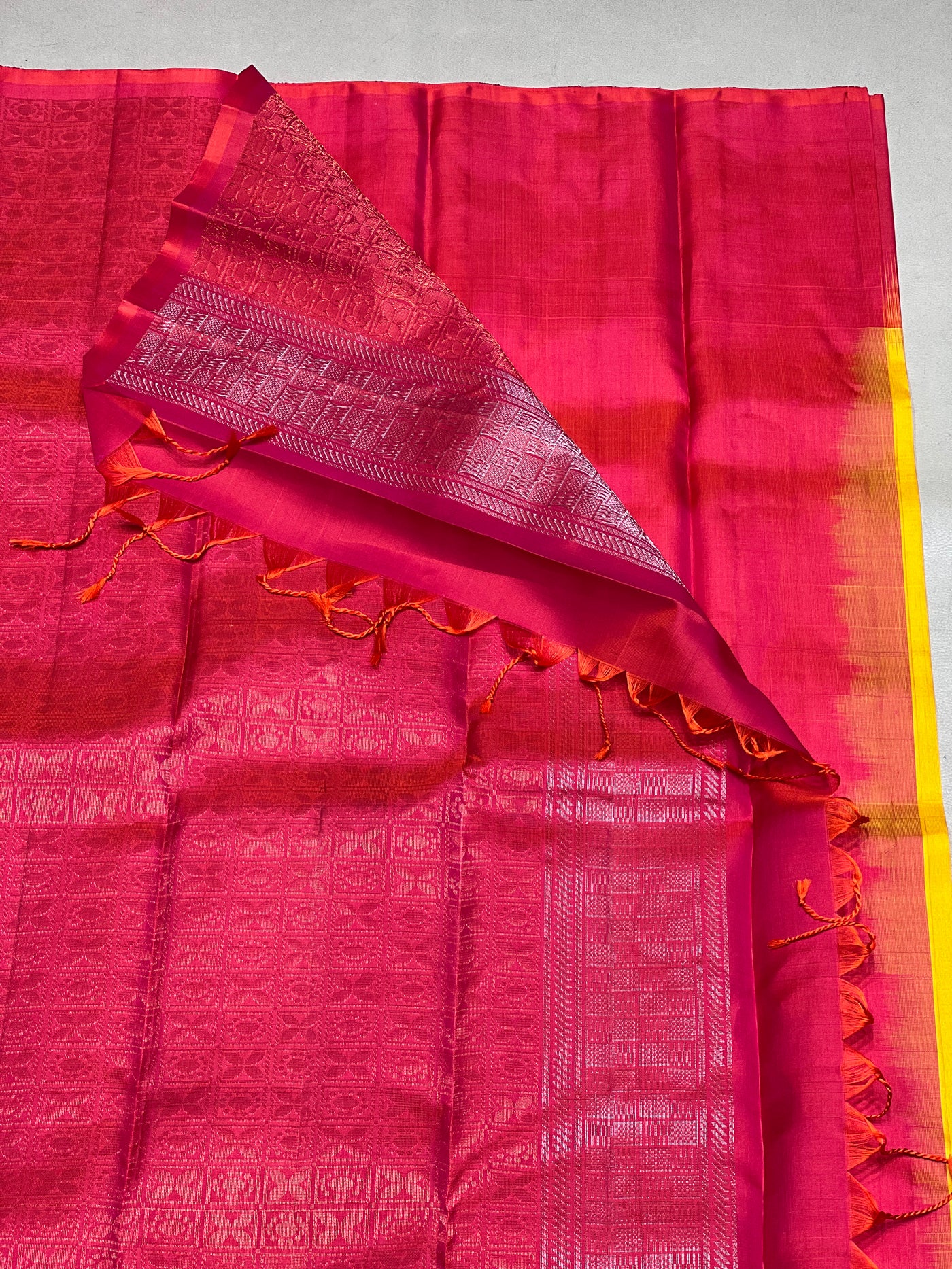 Charulata handloom softsilk saree - Pure silk saree-AV103