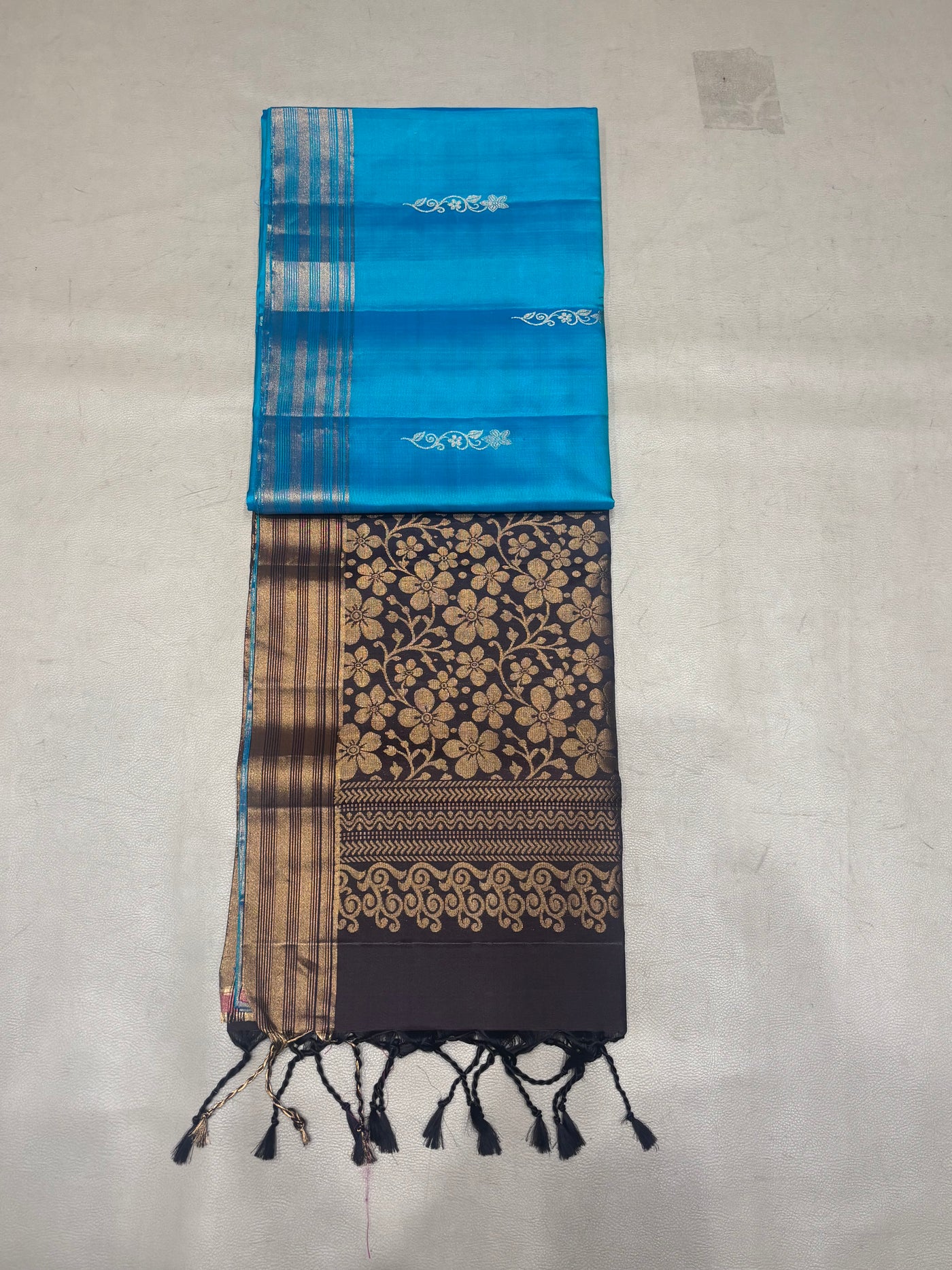 Ponvalli blue handloom softsilk saree - Pure silk saree-AK1113