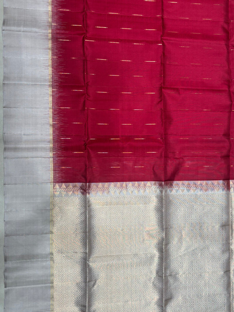 Vamika red handloom softsilk saree - Pure silk saree- contrast color