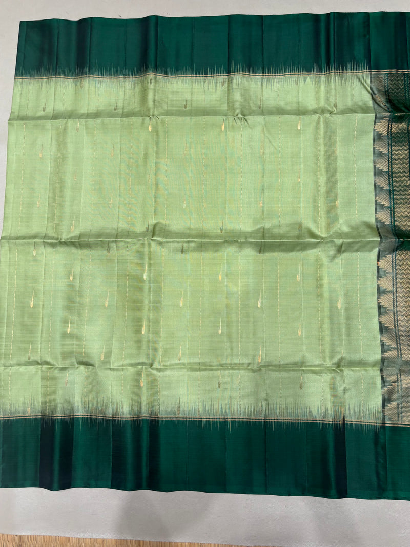 Leelavathi green handloom softsilk saree - Pure silk saree- contrast color