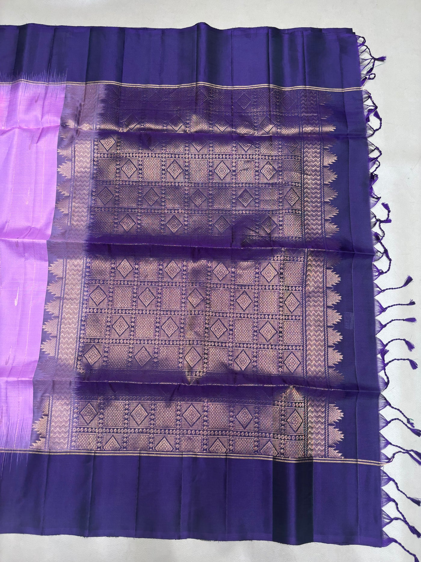 Leelavathi purple handloom softsilk saree - Pure silk saree- Contrast color