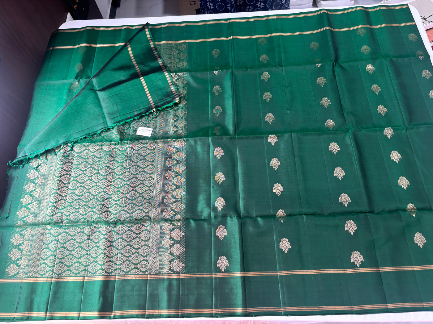 Tarushi handloom softsilk saree - Pure silk saree