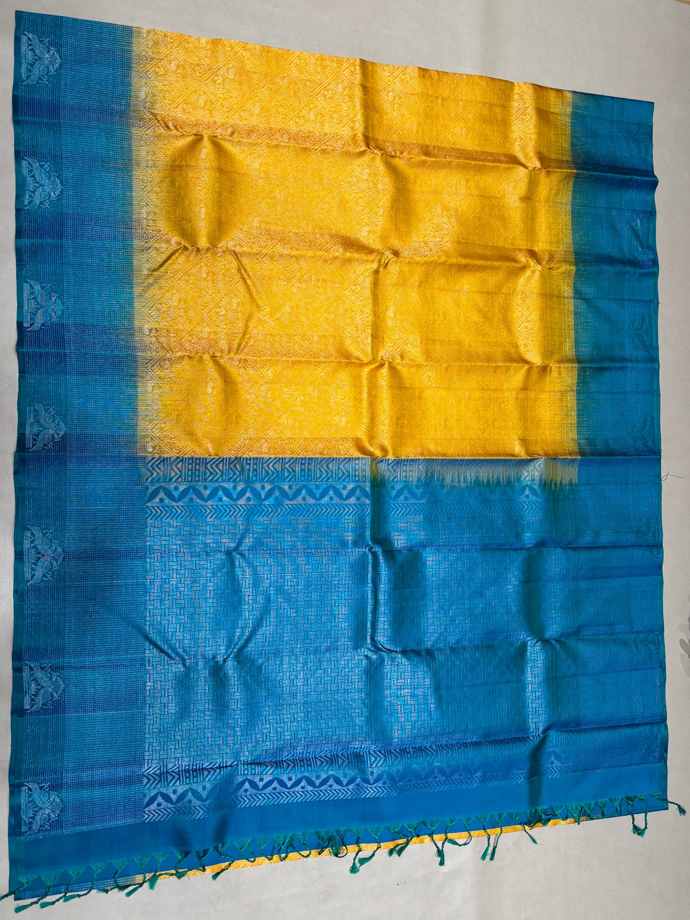 Mihira all self handloom softsilk saree - Pure silk saree