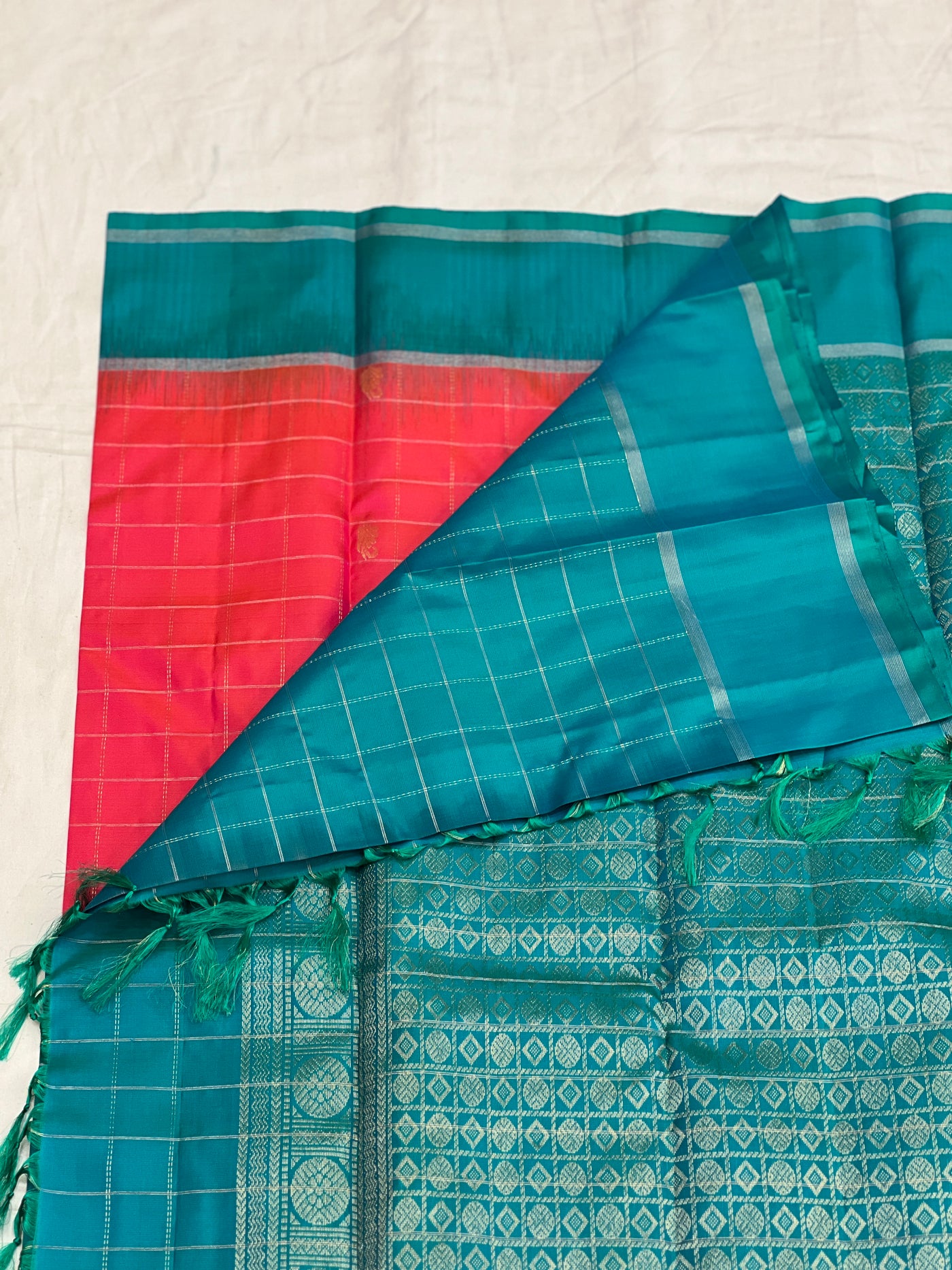 Devyani handloom softsilk saree - Pure silk saree