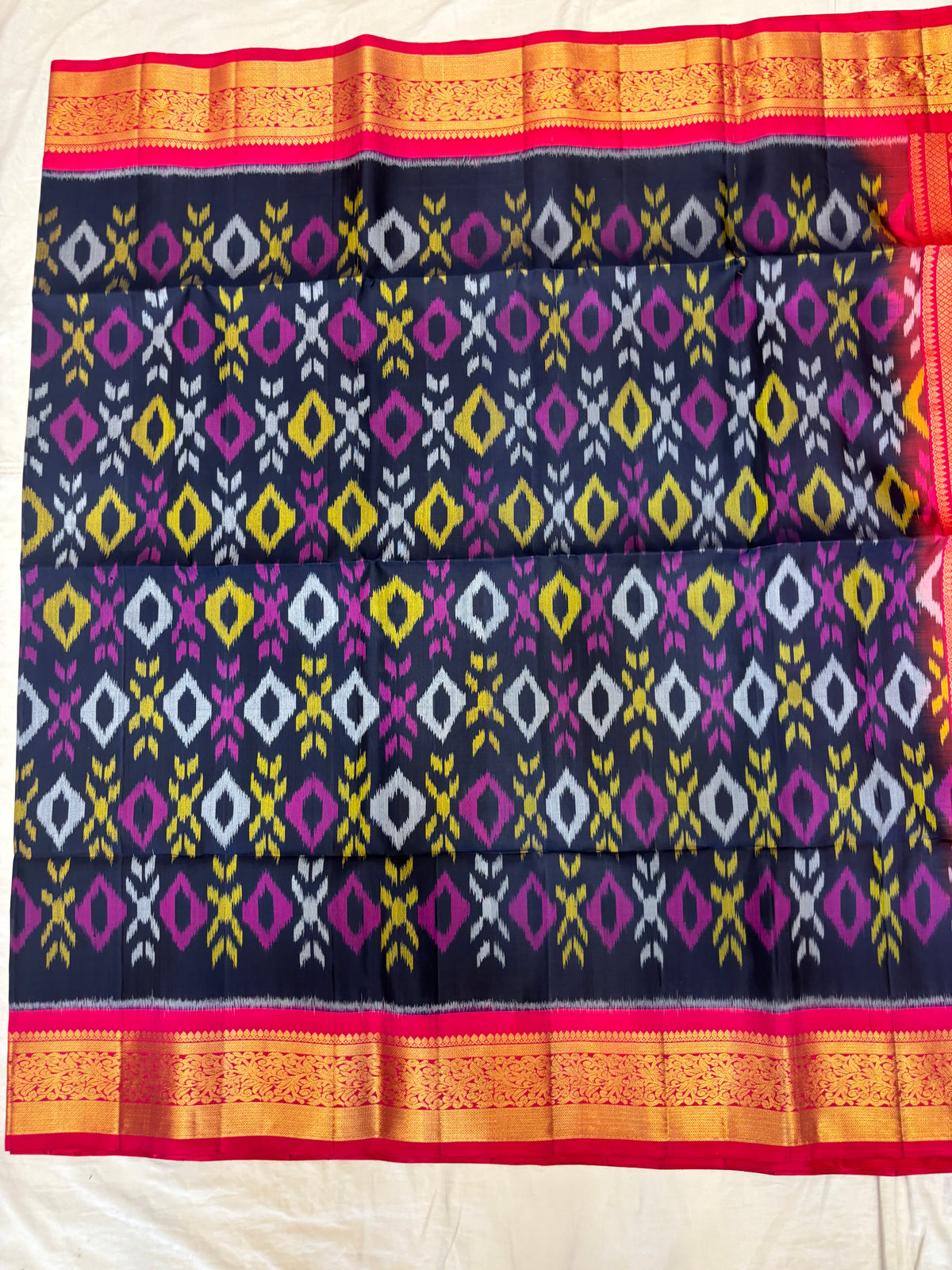Irava handloom softsilk saree - Pochampally design