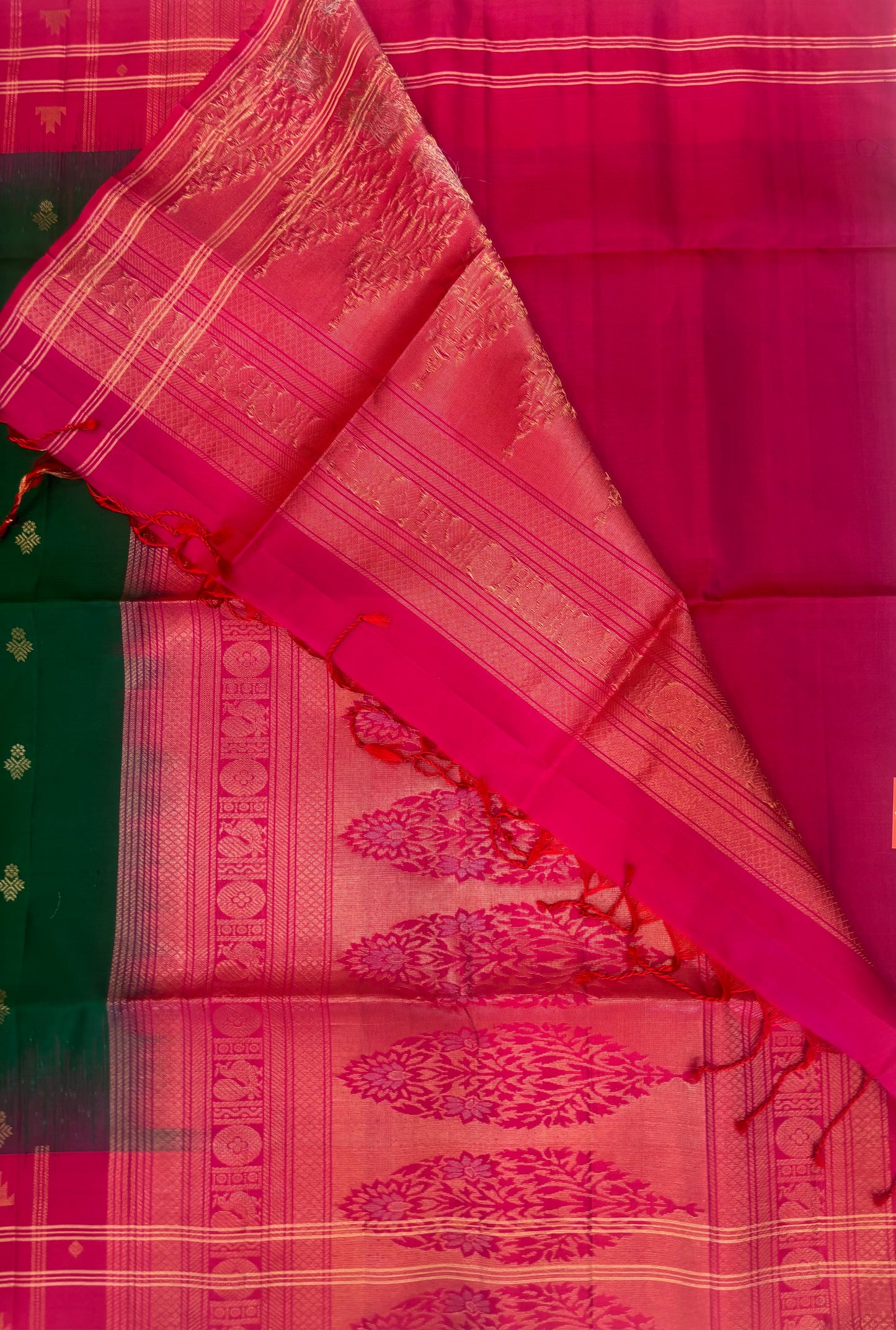 Vizhiyal handloom softsilk saree - Pure silk saree