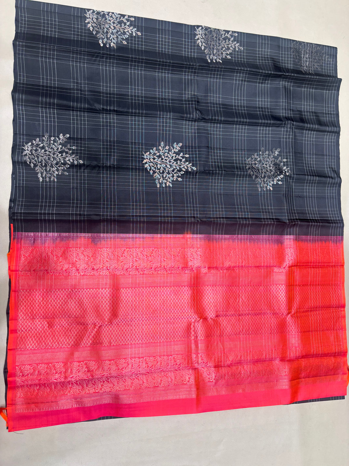 Mishti black handloom softsilk saree - Pure silk saree
