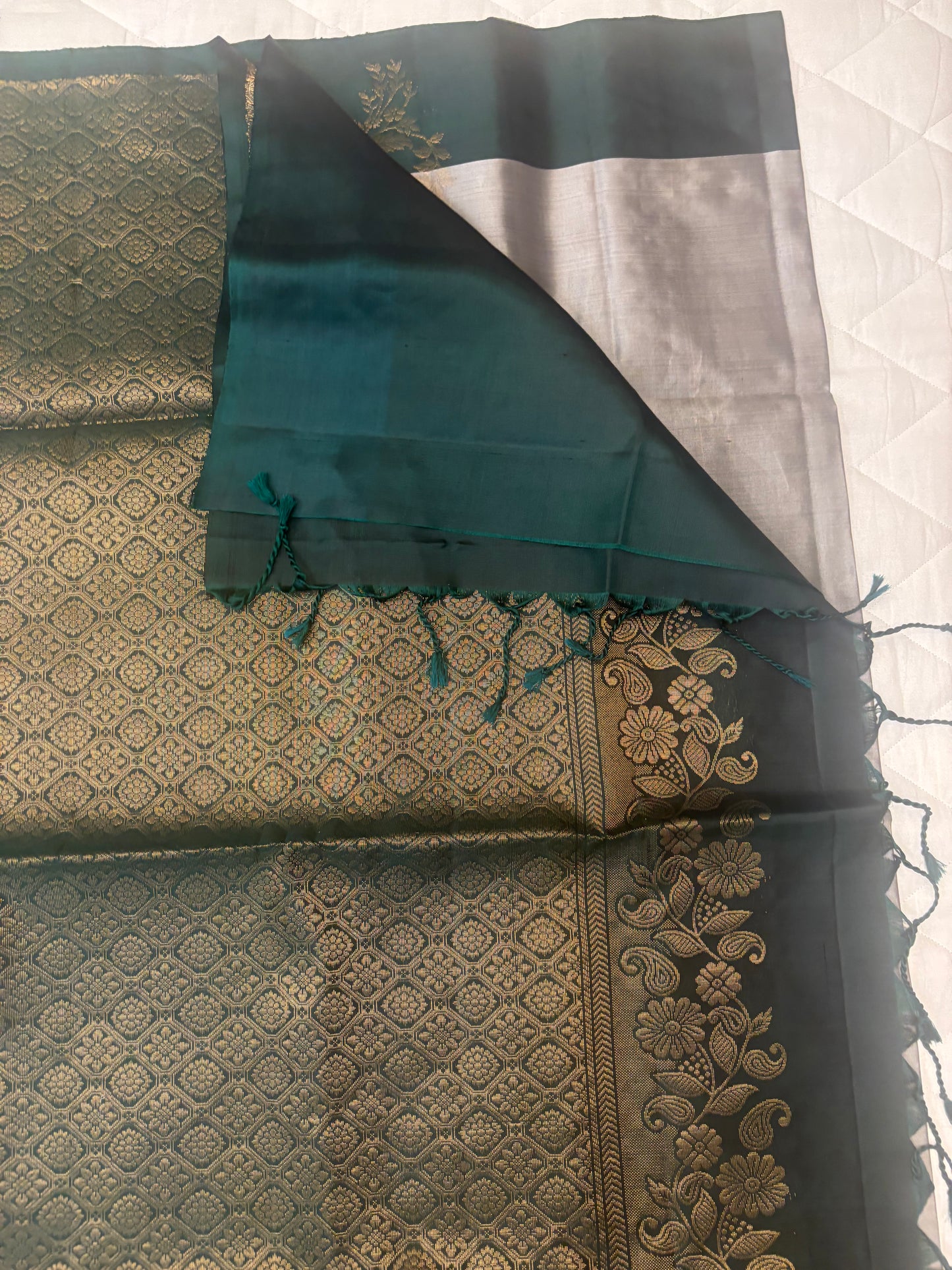 Kalanjali grey & bottle green softsilk saree - Pure silk saree-AK1111