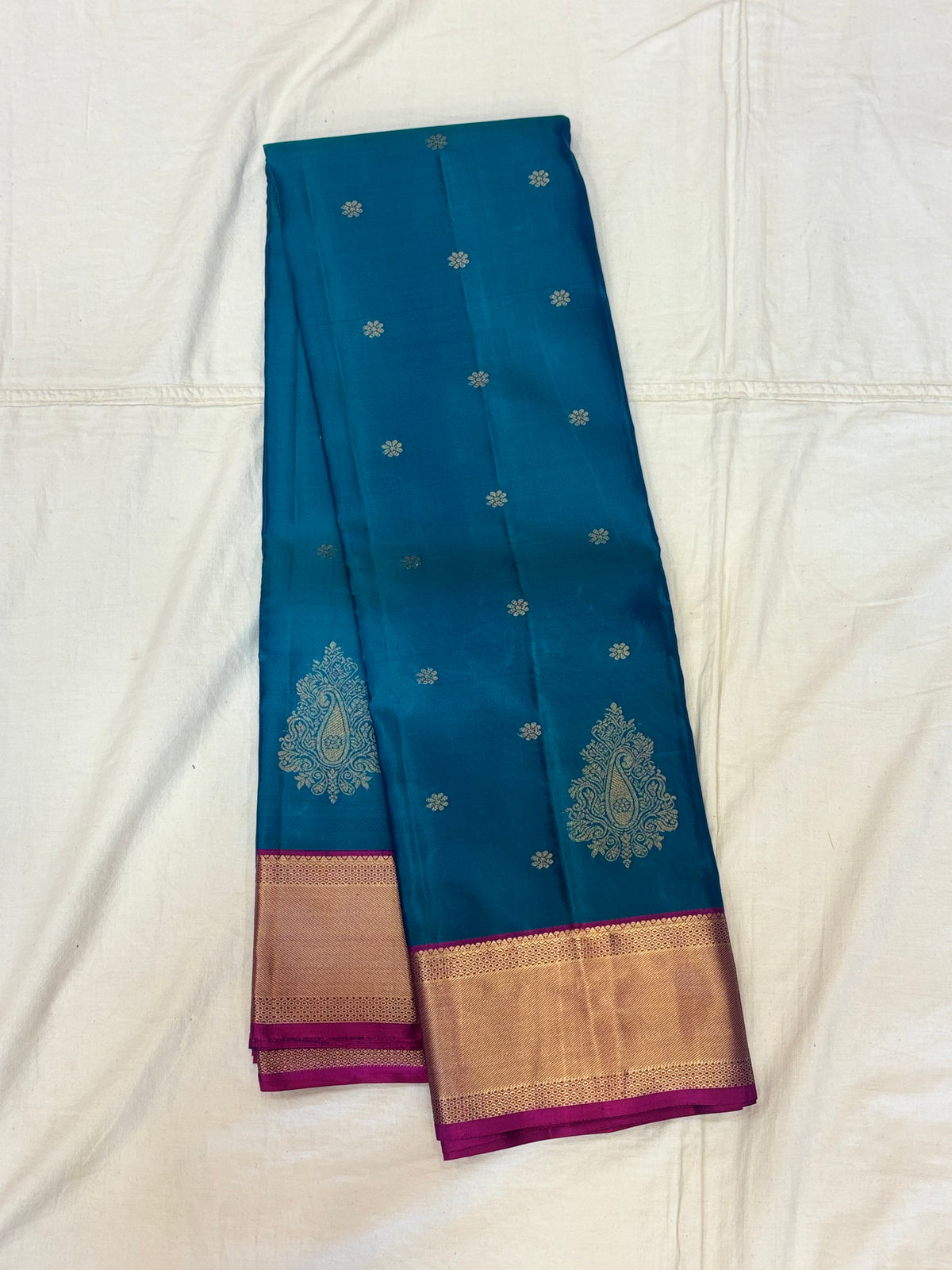 Yukti handloom softsilk saree - pure silk saree