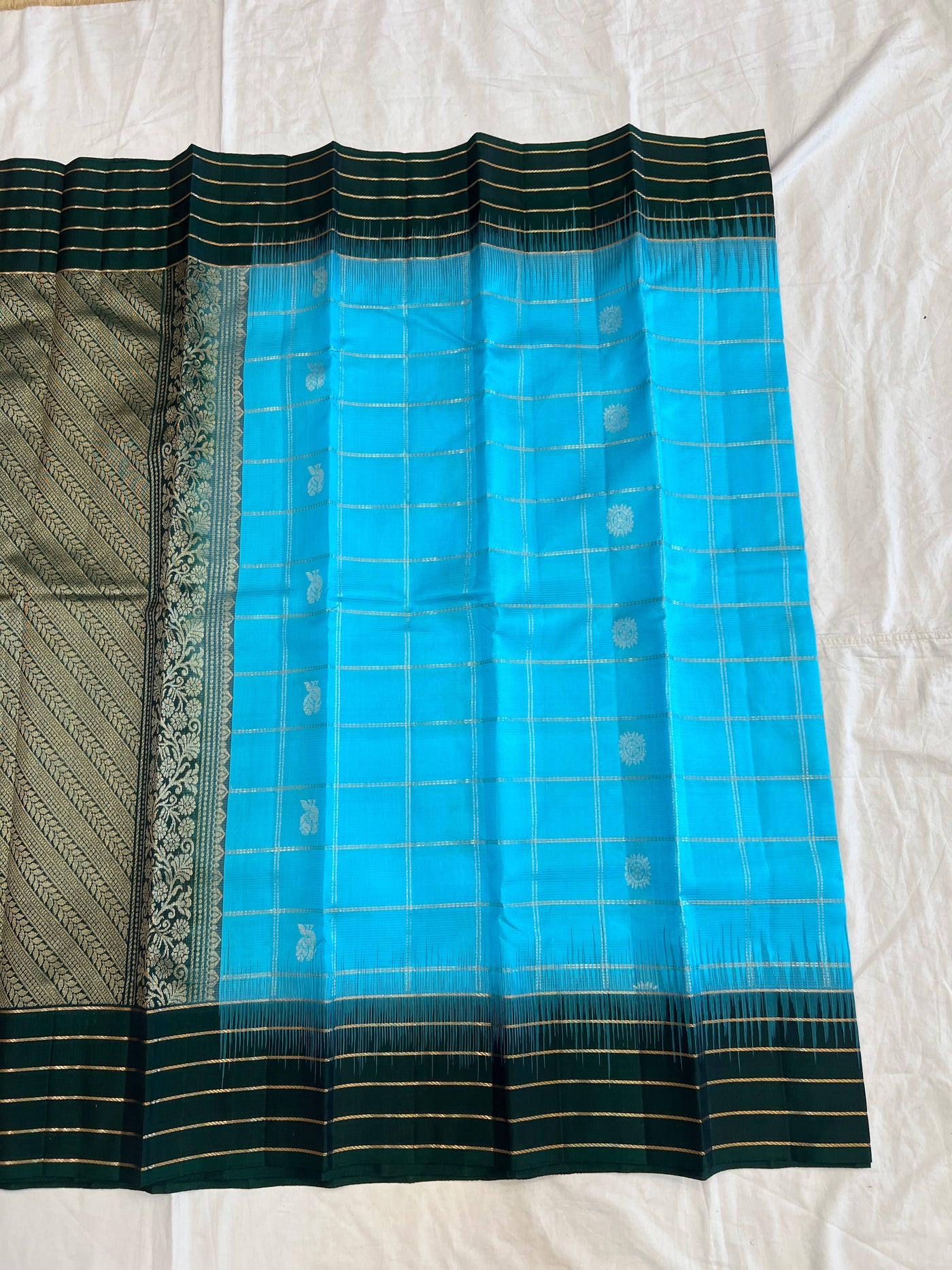 Nilakshi handloom softsilk saree - Pure silk saree
