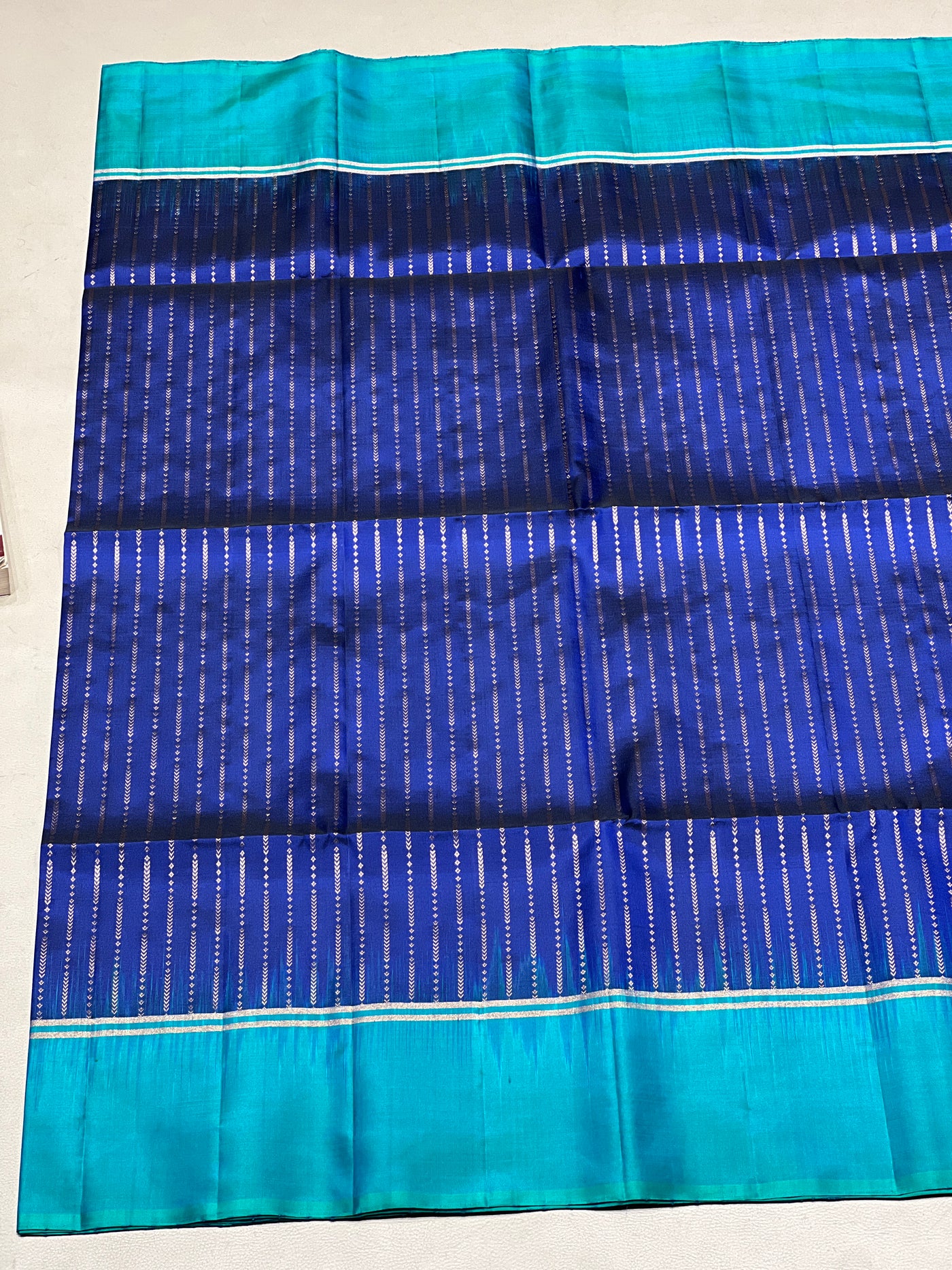 Varuni handloom softsilk saree - Pure silks saree