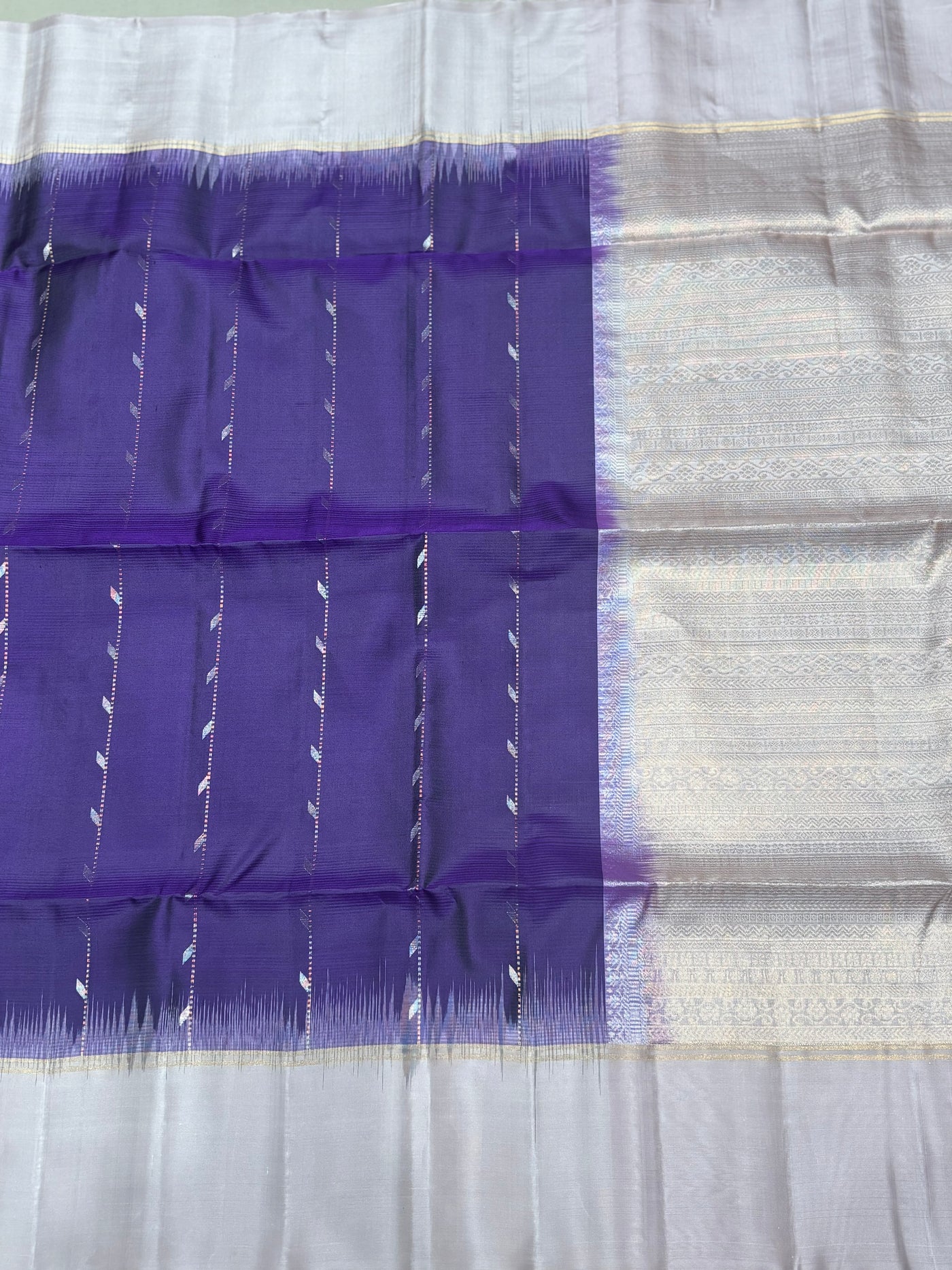 Ilai blue handloom softsilk saree - Pure silk saree- contrast color