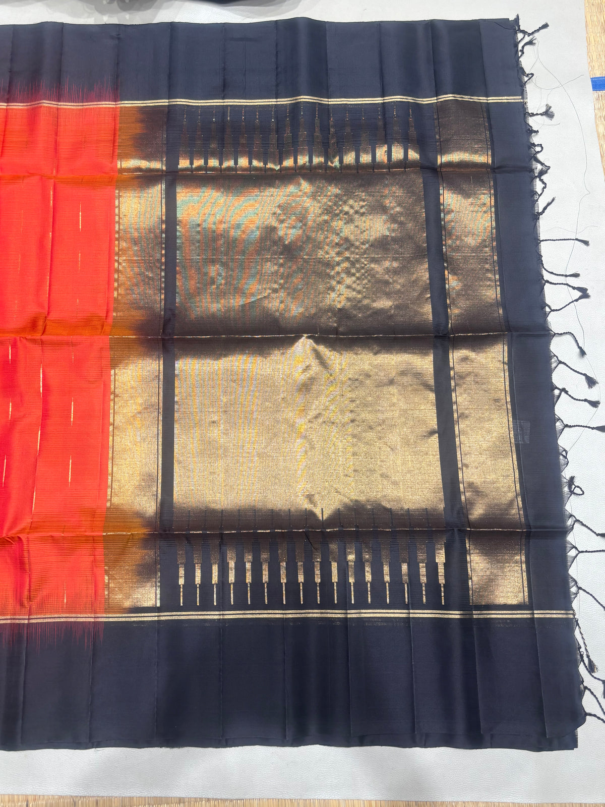 Leelavathi contrast color orange & coffee brown handloom softsilk saree - Pure silk saree