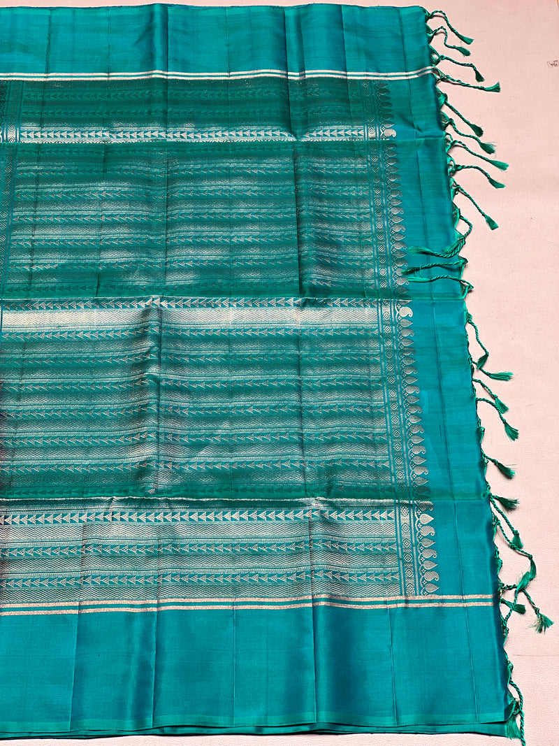 Varuni handloom softsilk saree - Pure silks saree