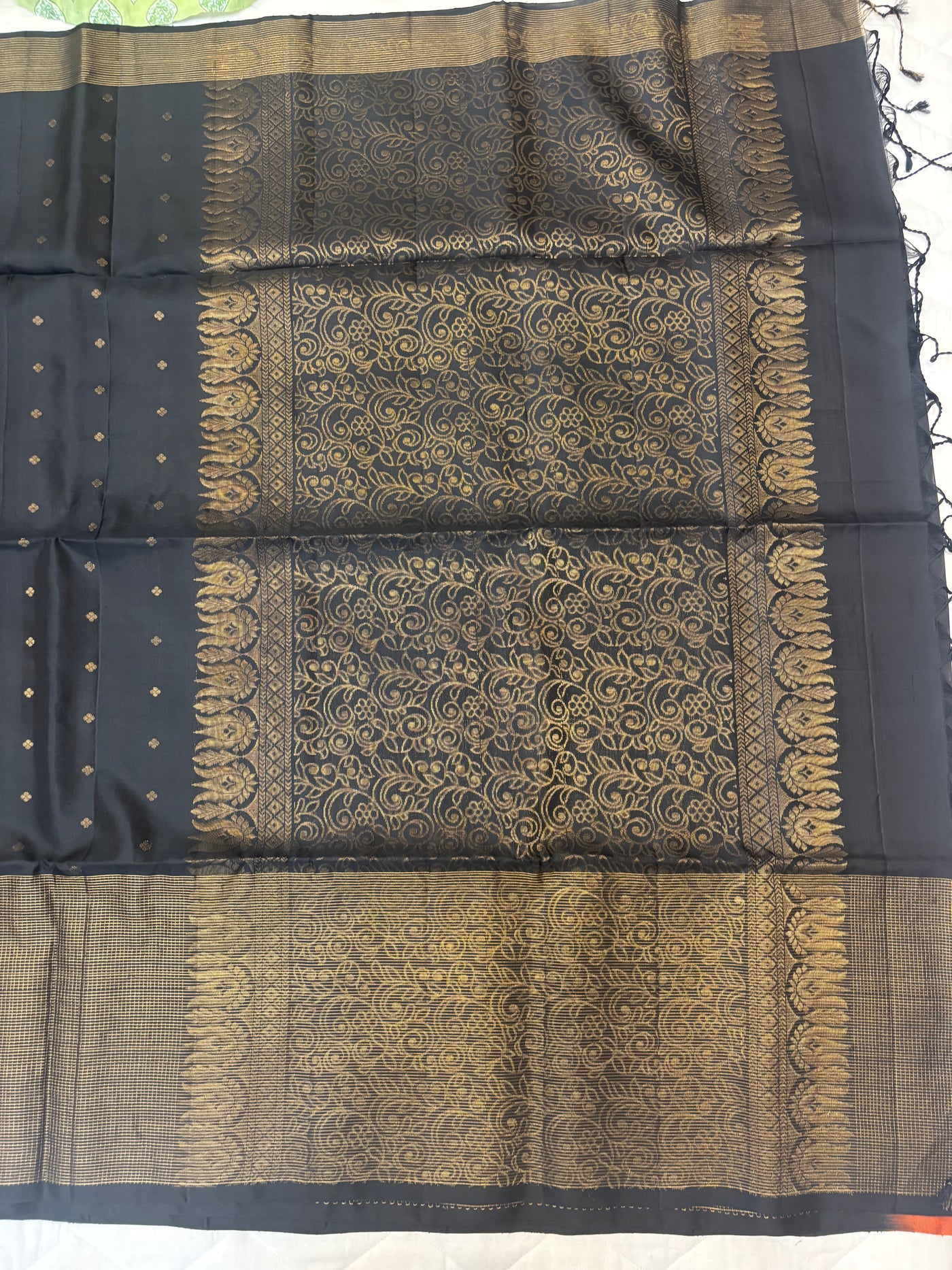 Senmozhi arani Zari Kattam saree - Pure silk saree