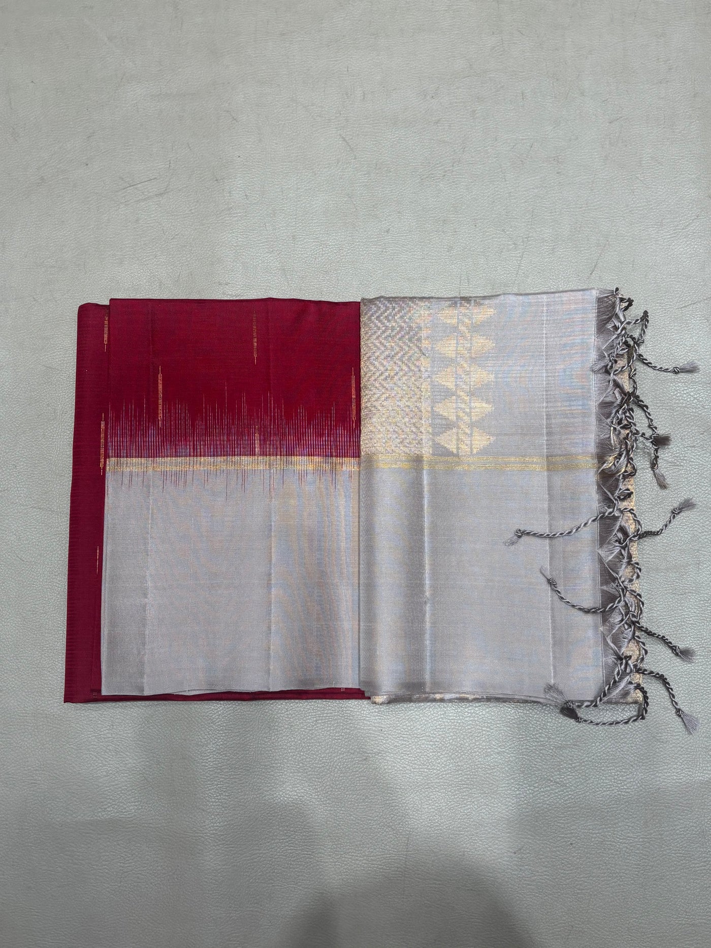 Vamika red handloom softsilk saree - Pure silk saree- contrast color