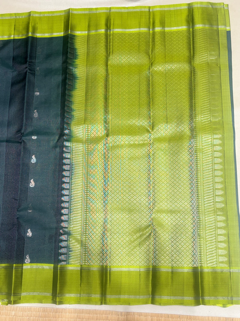 Yashika vaira oosi handloom softsilk saree - Pure silk saree