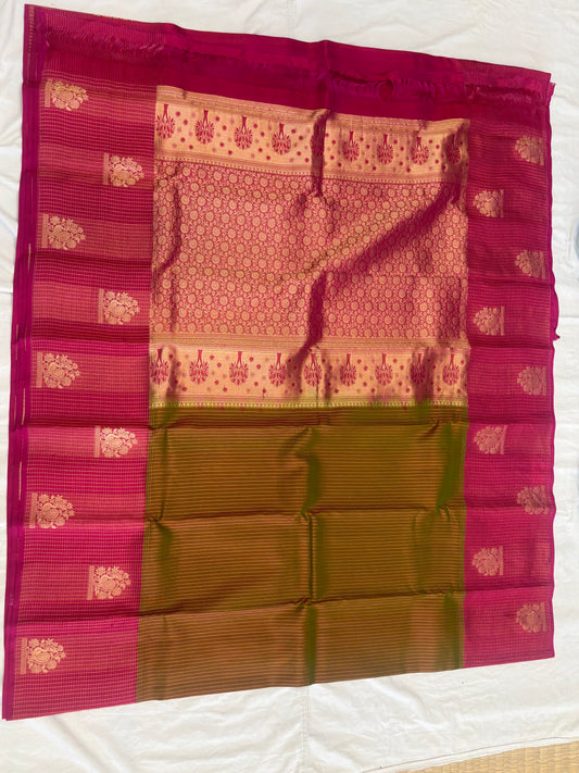 Dhriti handloom softsilk saree- Pure silk saree