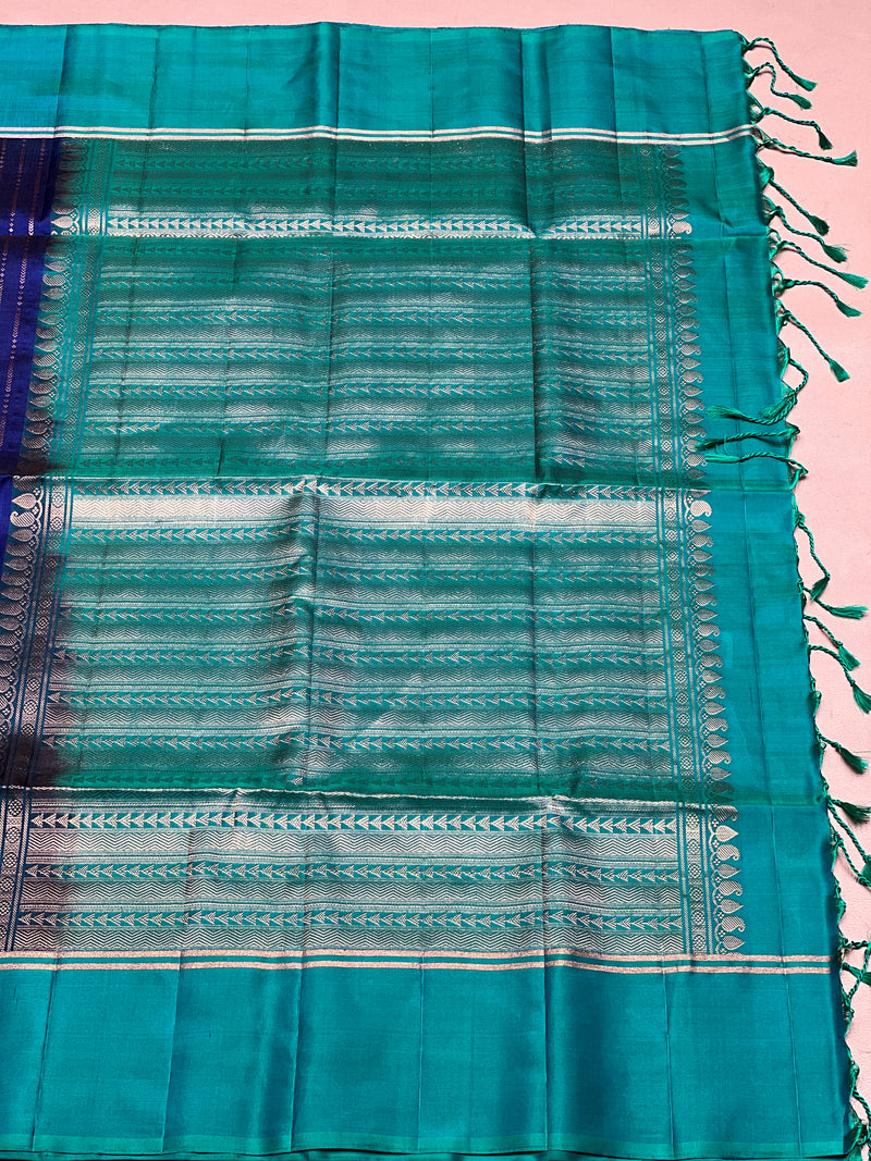 Varuni handloom softsilk saree - Pure silks saree