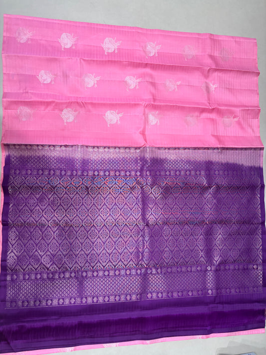 Izhana handloom softsilk saree - Pure silk saree