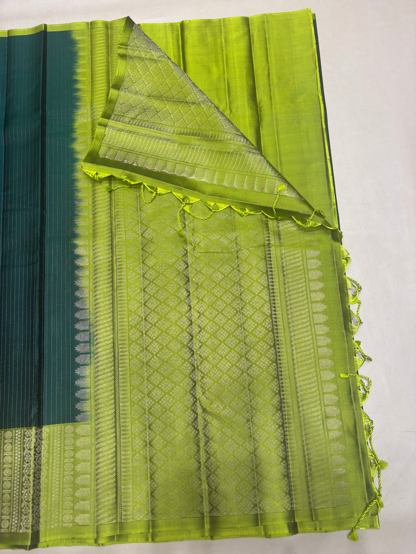 Tanvi bottle green softsilk saree - Vaira oosi design - Pure silk saree