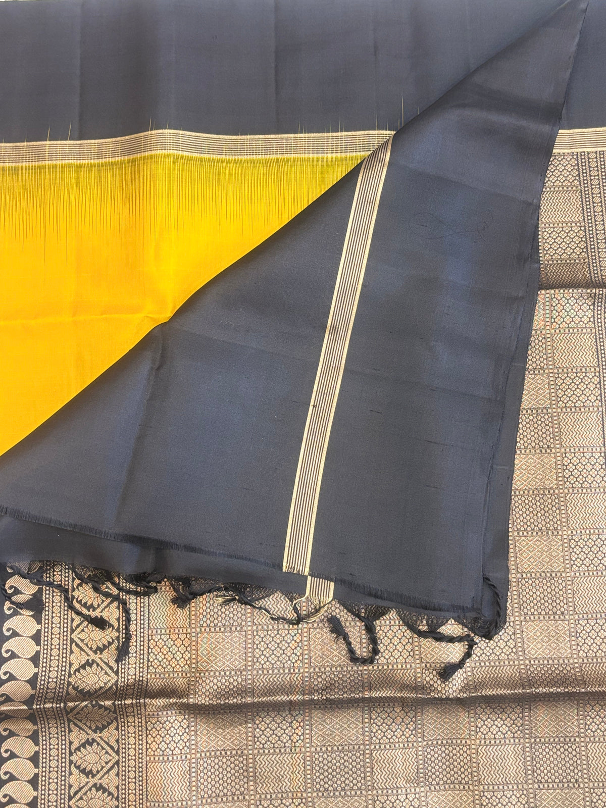 Vasavi handloom softsilk saree - Pure silk saree