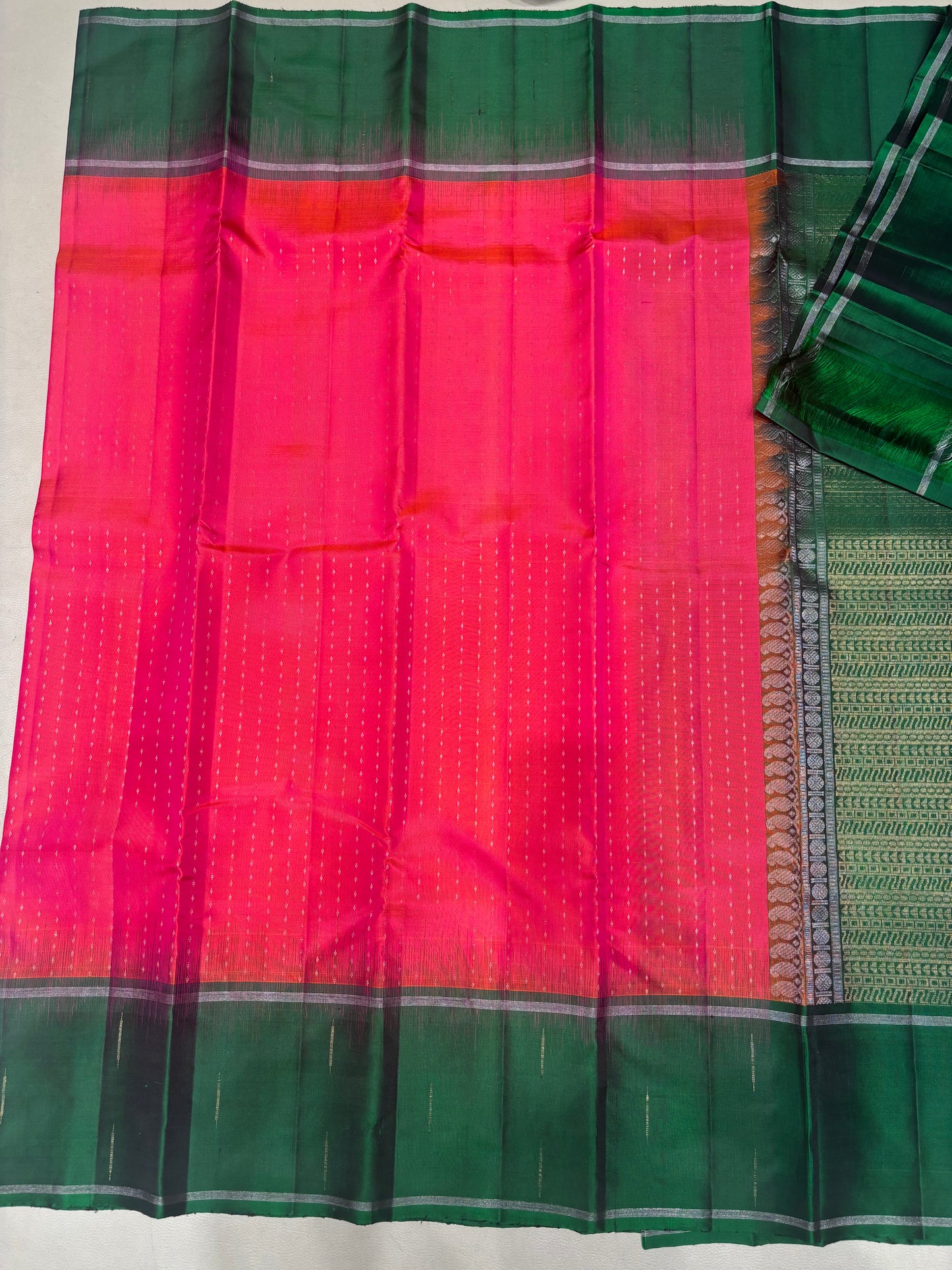 Melinam pink & green handloom softsilk saree - Pure silk saree