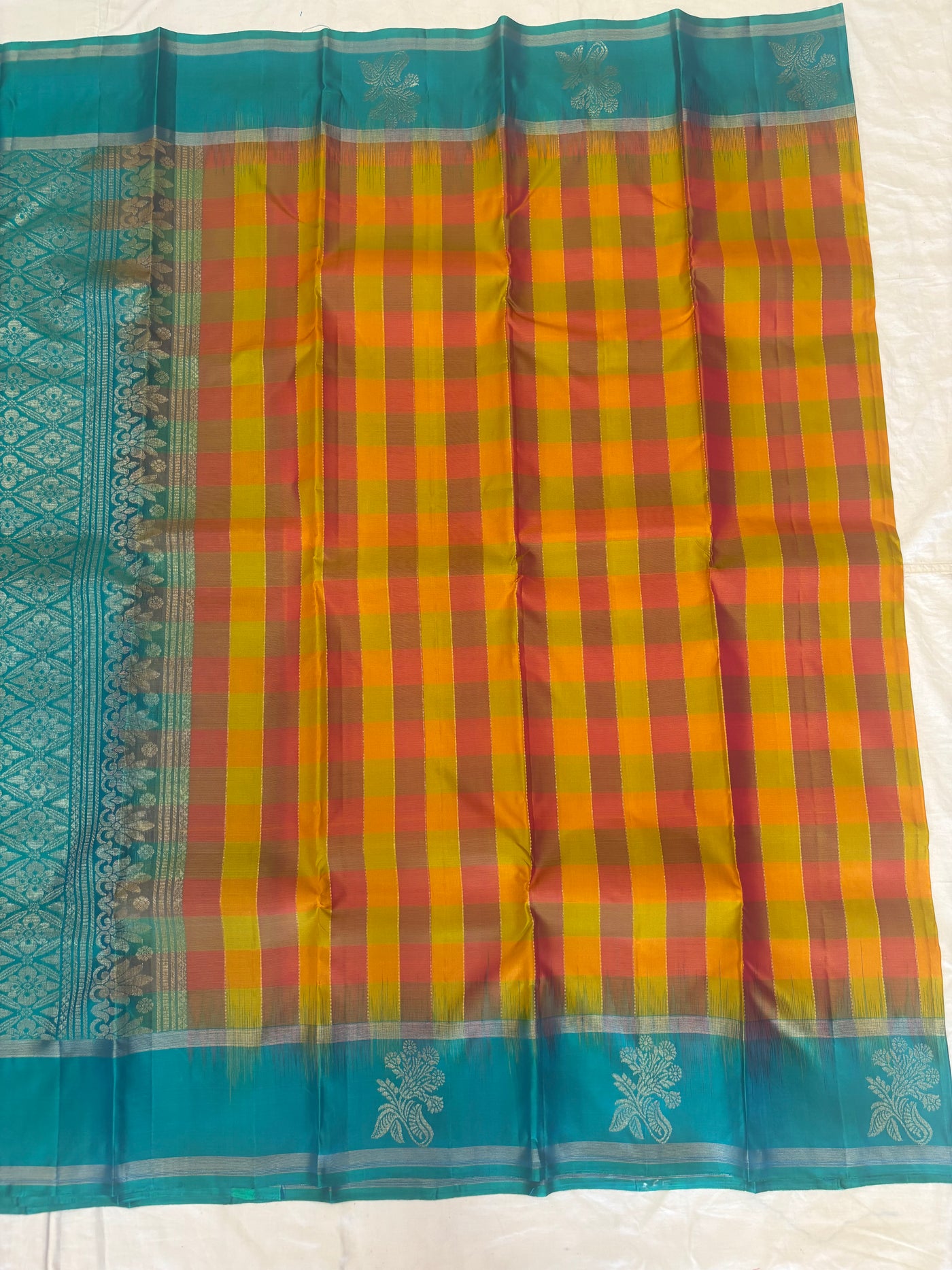 Vedasri handloom softsilk saree- Pure silk saree