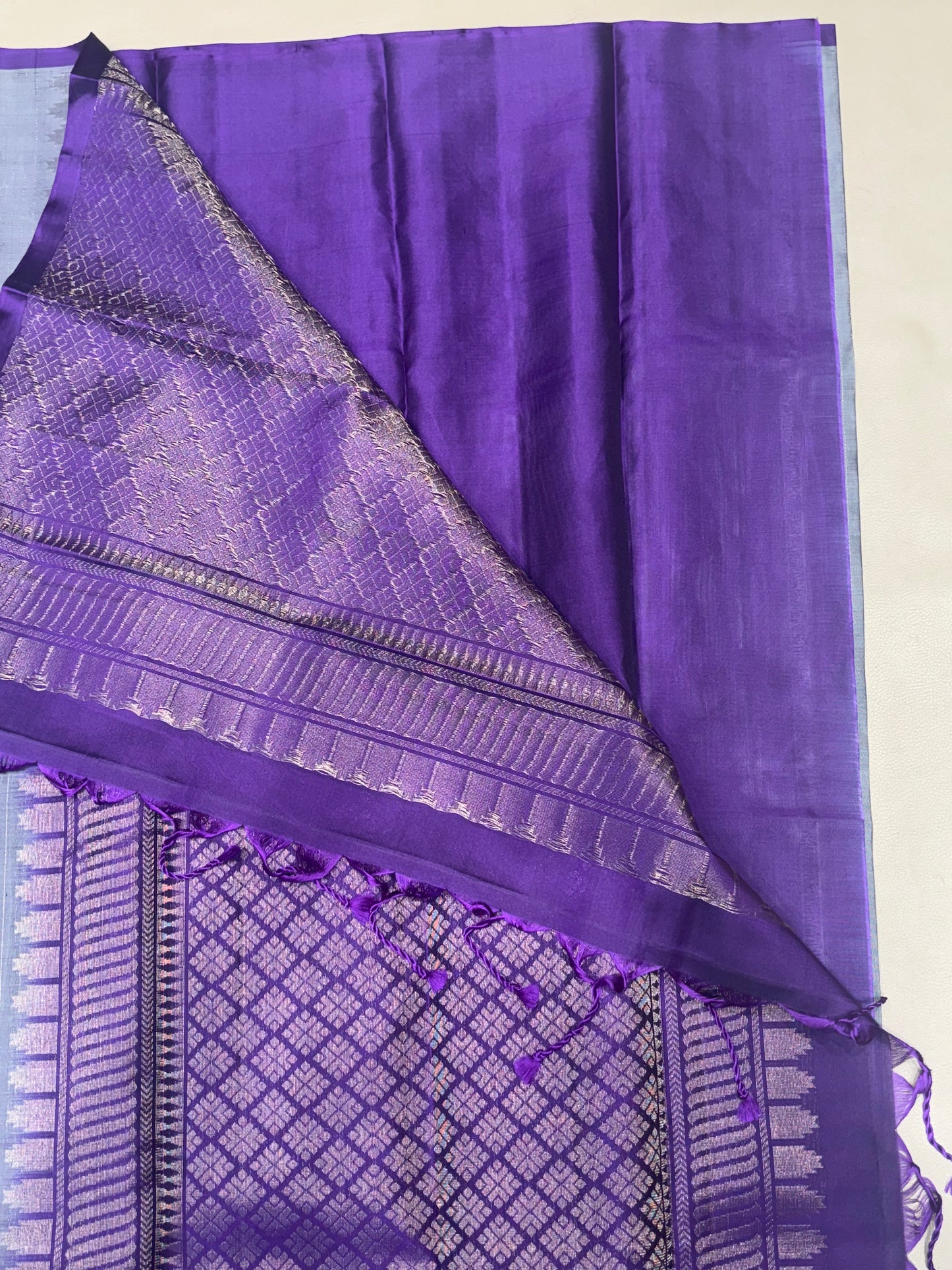 Tanvi grey vaira oosi handloom softsilk saree - Pure silk saree-set15