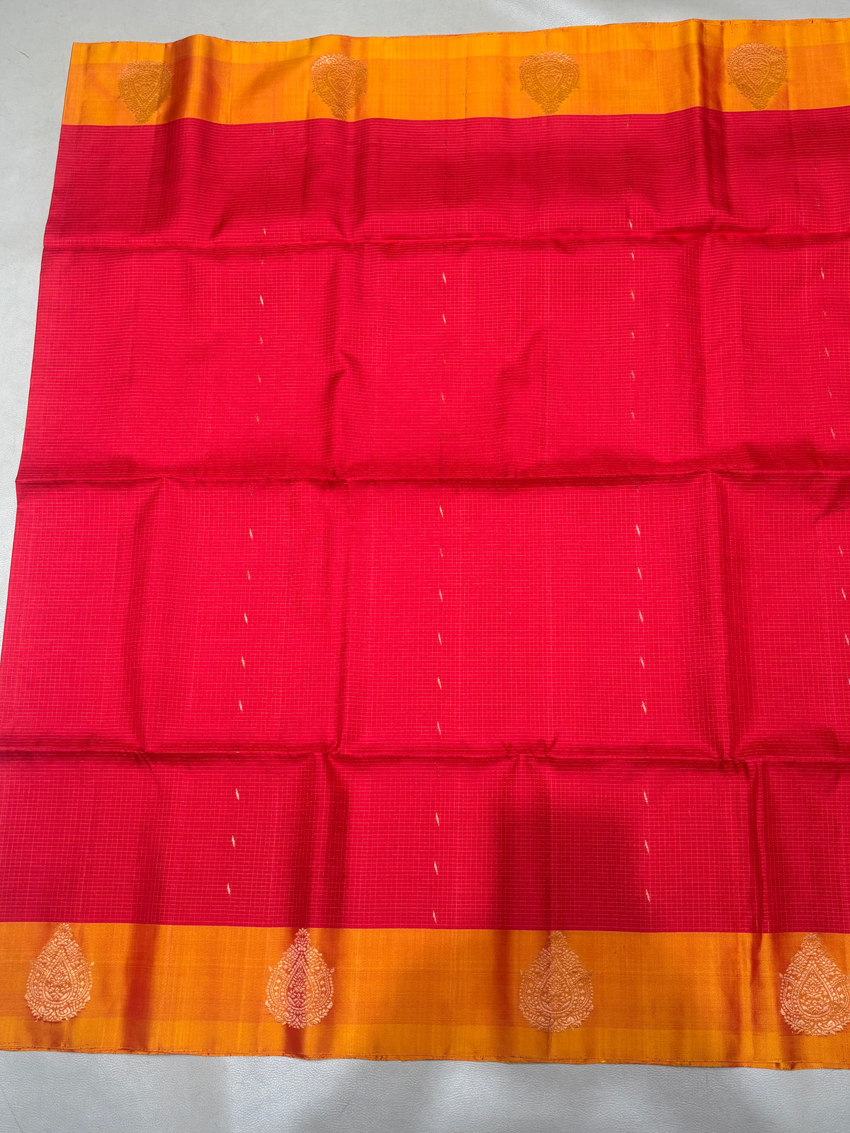 Vyanika thread checks with small Zari butta handloom softsilk saree - Pure silk saree