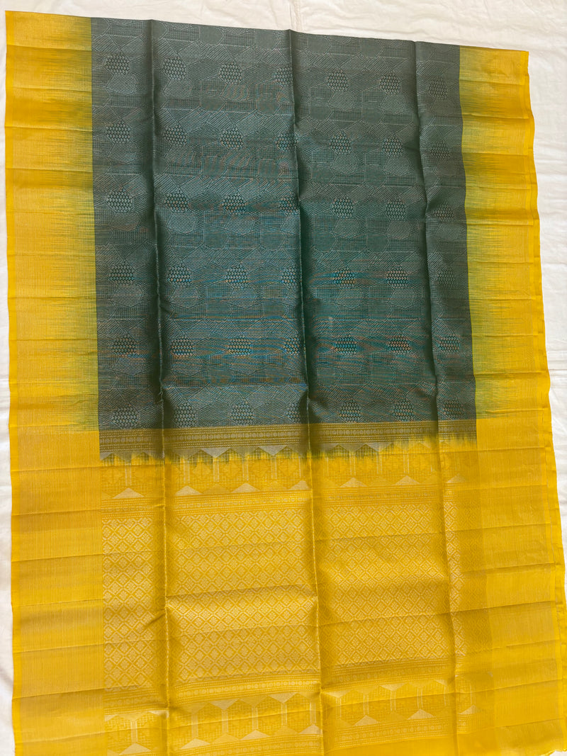 Kayalvizhi all self handloom softsilk saree - Pure silk saree