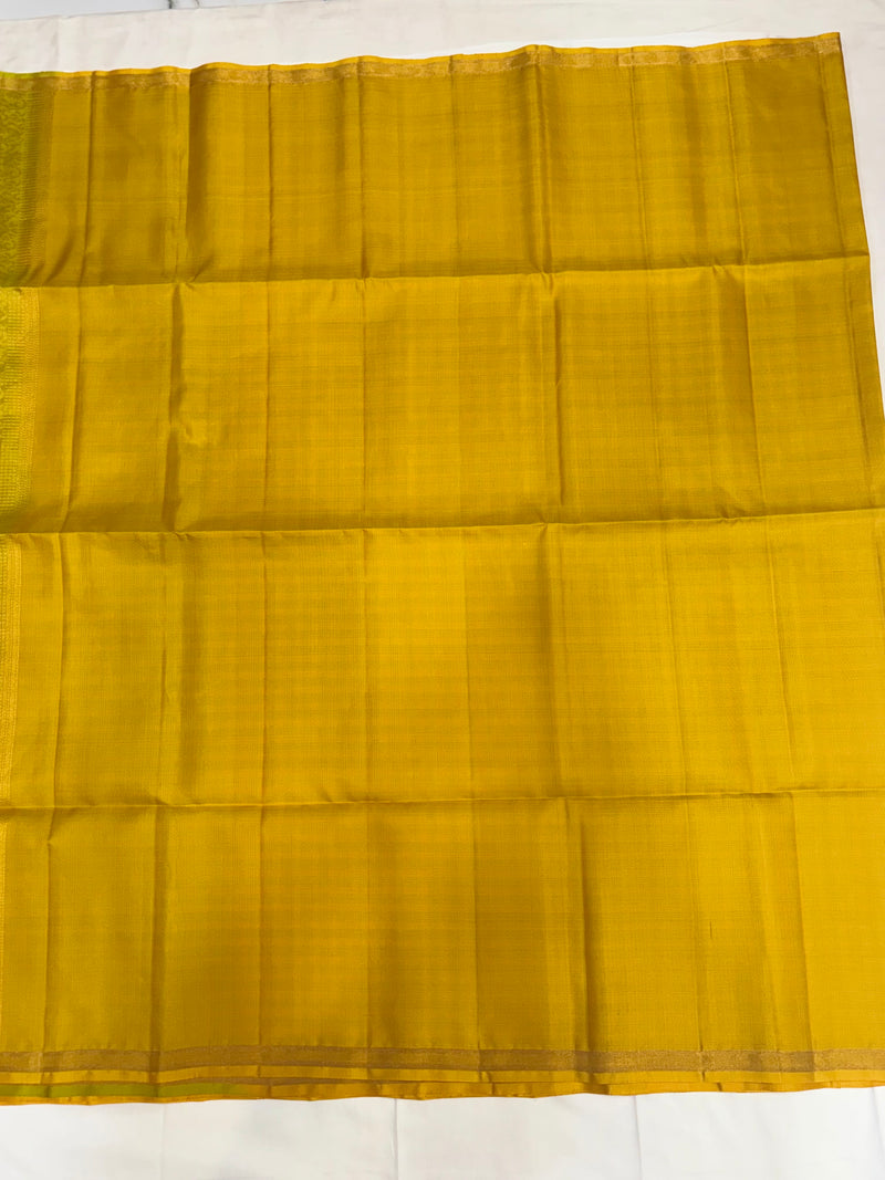 Pavizha handloom softsilk saree - Pure silk saree