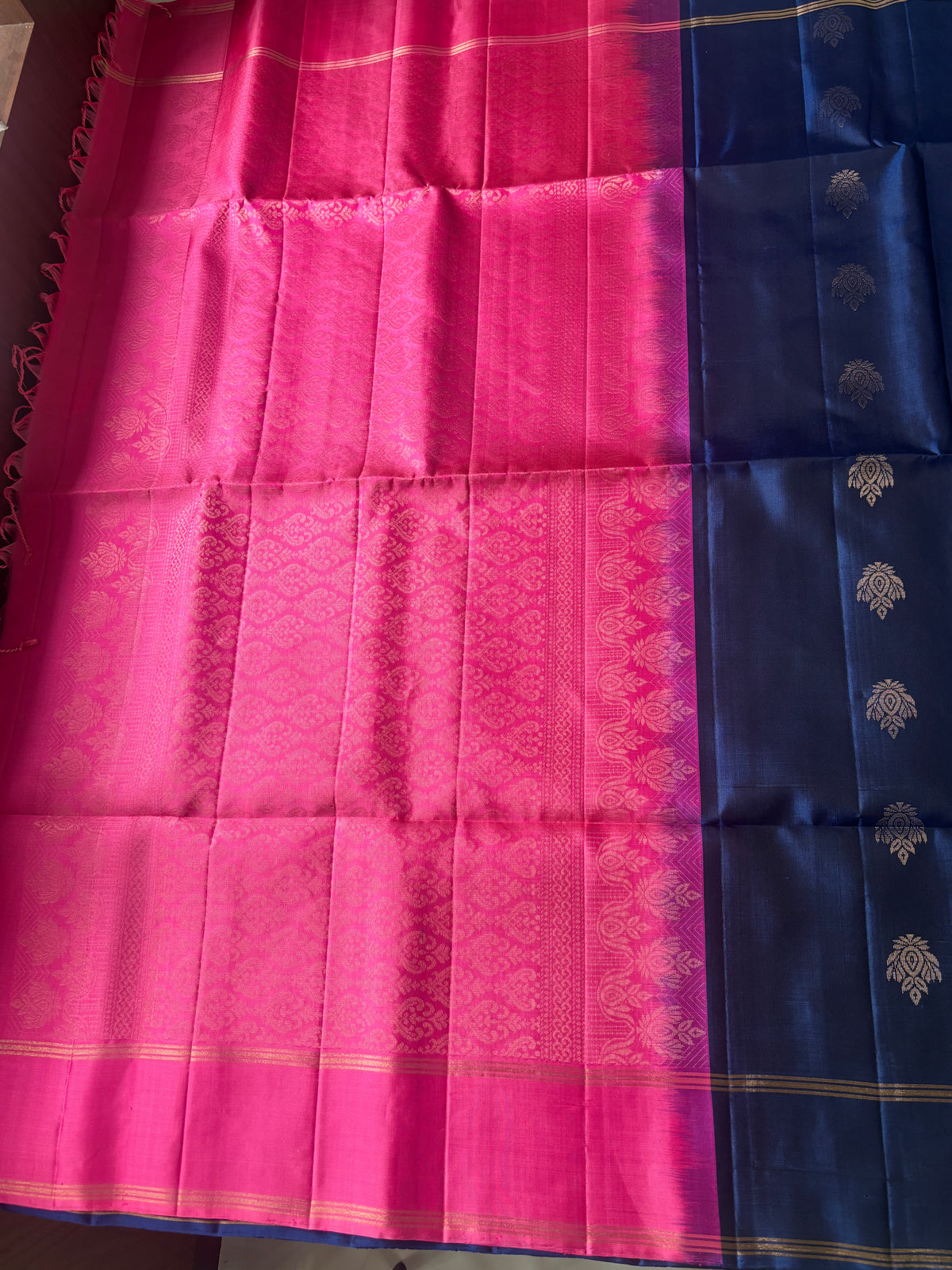 Hemanhi handloom softsilk saree - Pure silk saree