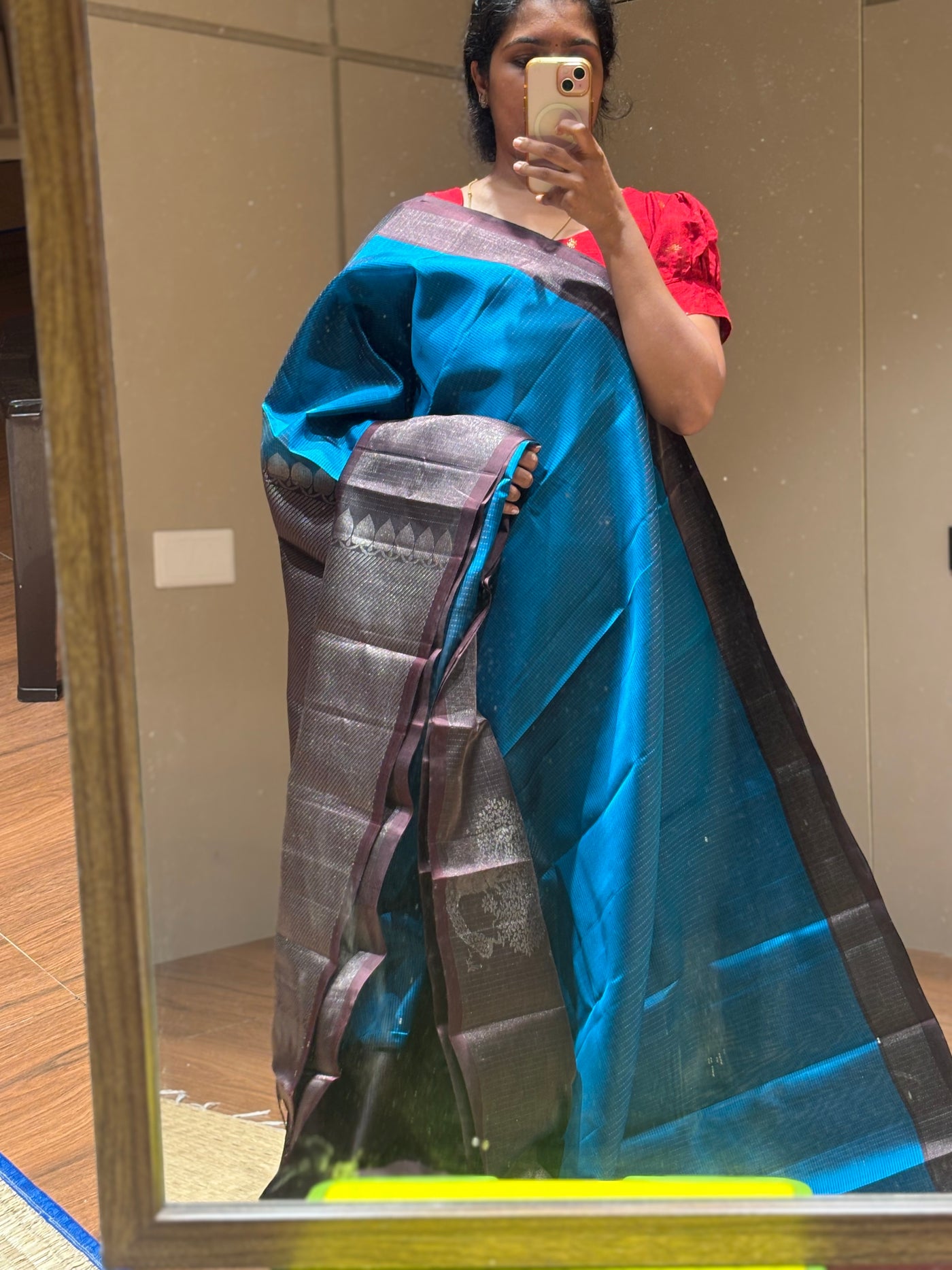 Vinnila handloom softsilk saree vaira oosi design - Pure silk saree