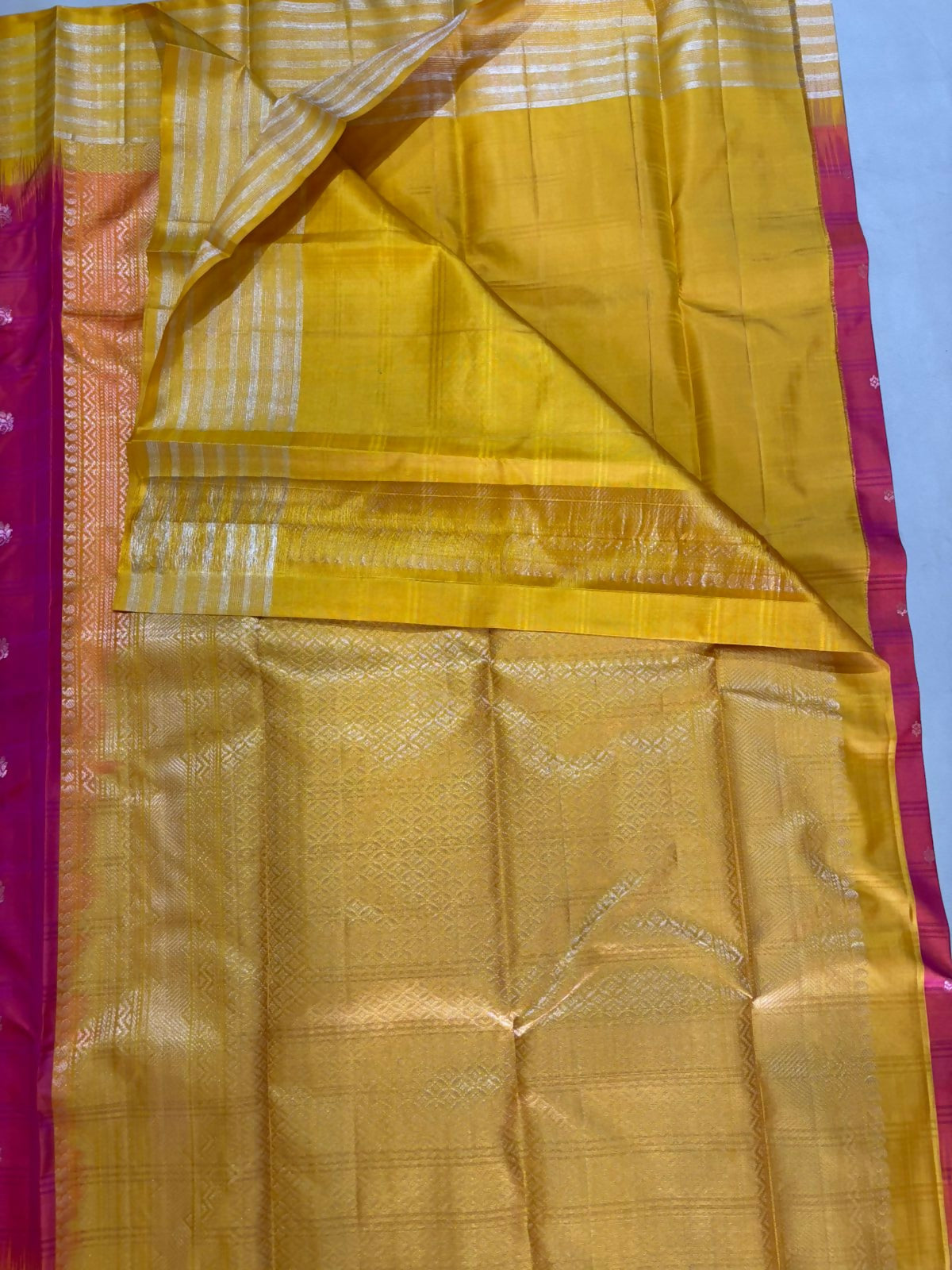 Varnam handloom softsilk saree - Pure silk saree