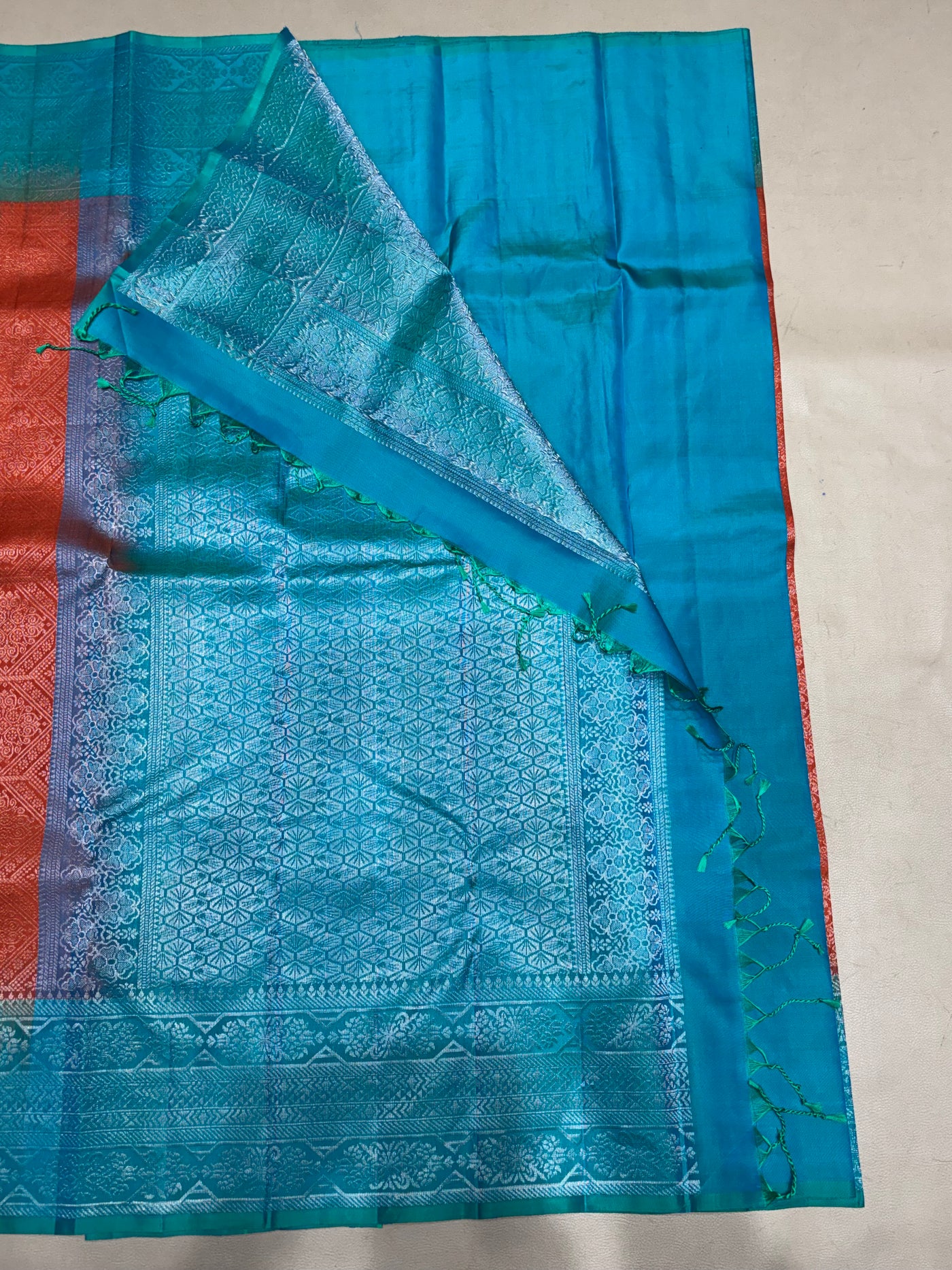 Ruhani all self handloom softsilk saree - Pure silk saree