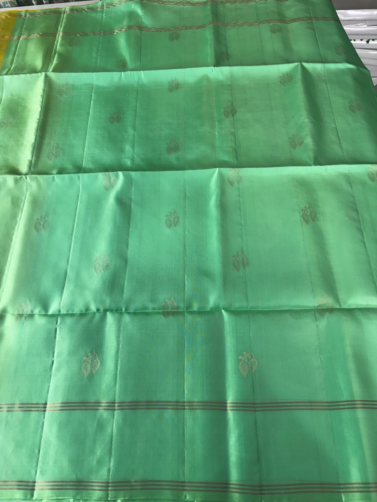Ishita Handloom soft silk saree - Pure silk saree
