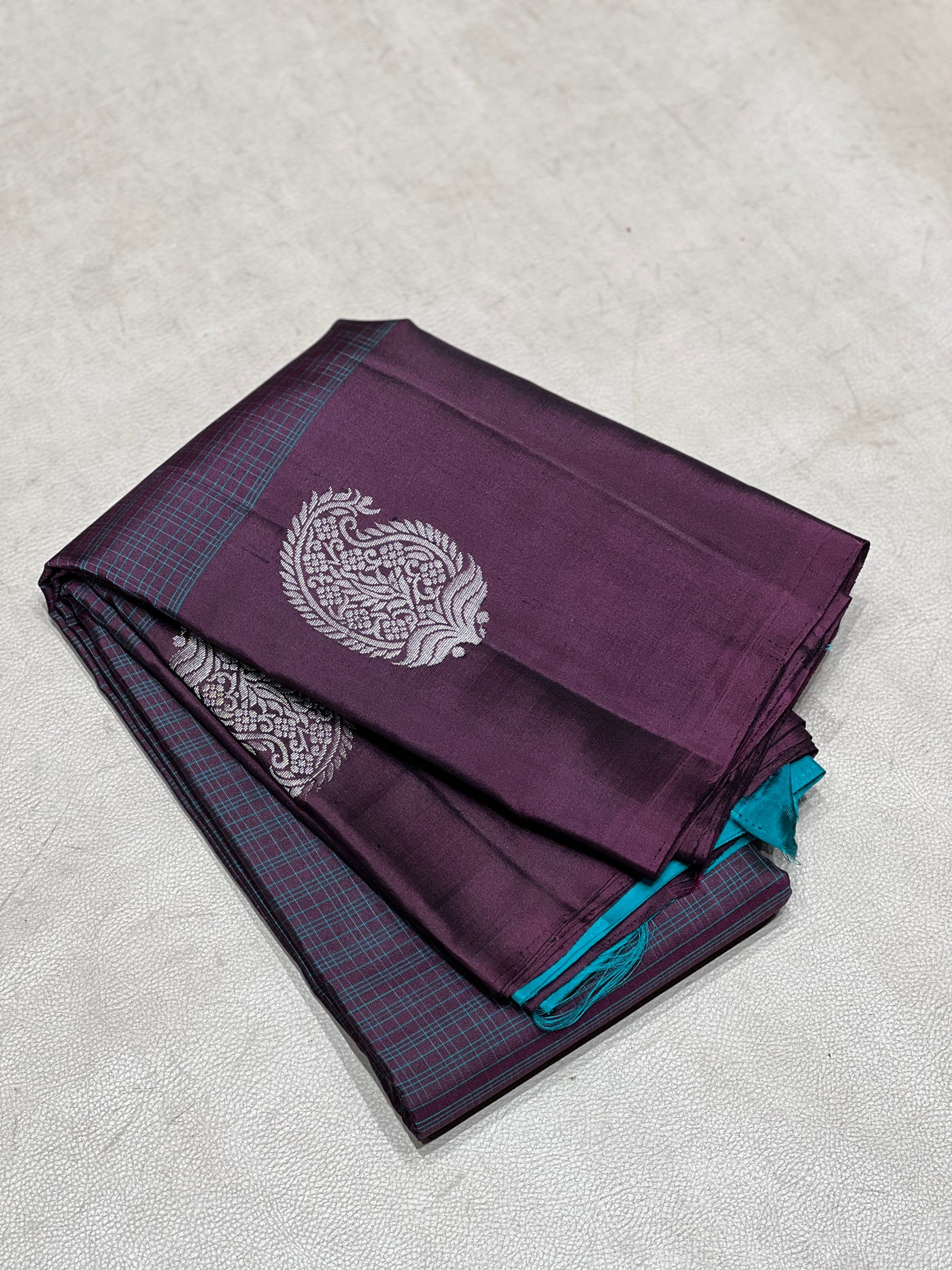 Charvika handloom softsilk saree - Pure silk saree- AV104