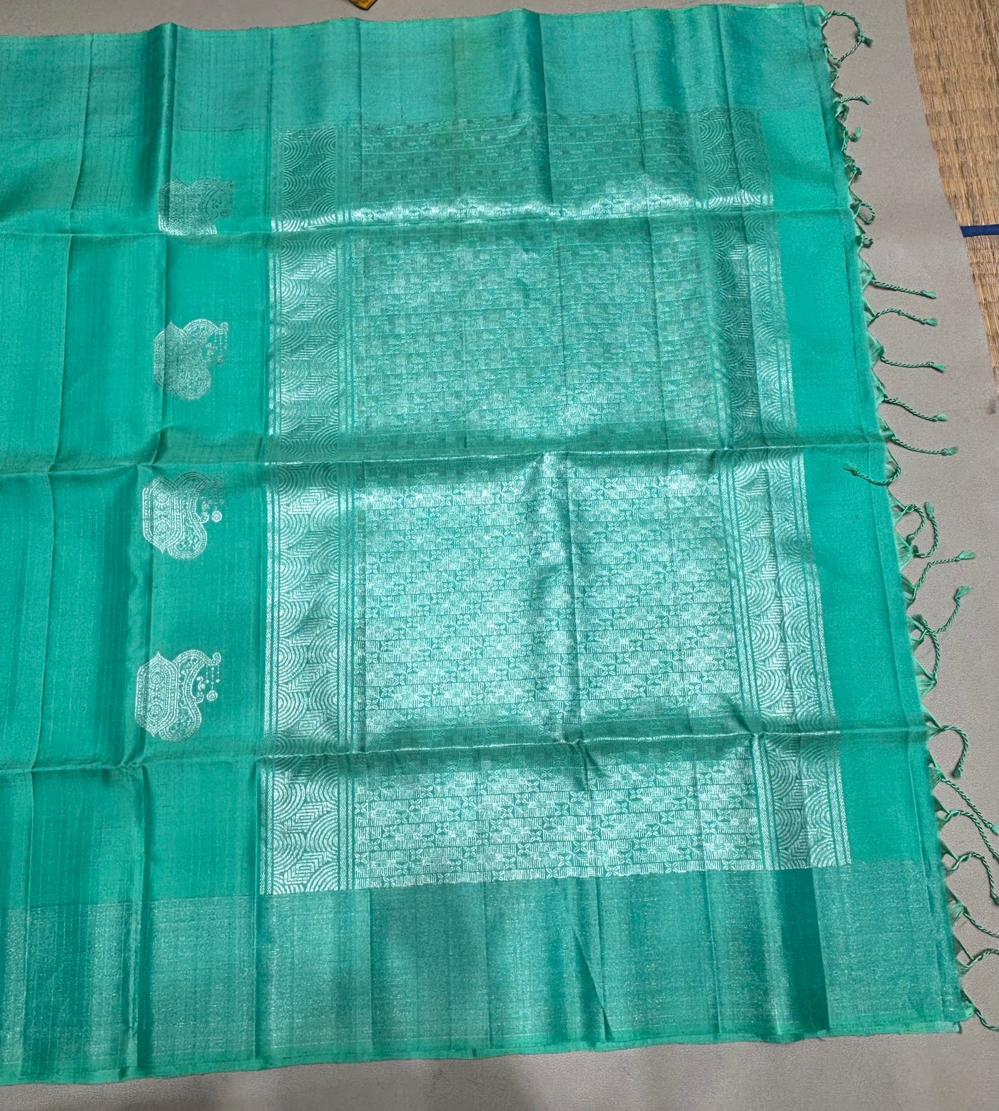 Inmozhi handloom softsilk saree - Pure silk saree