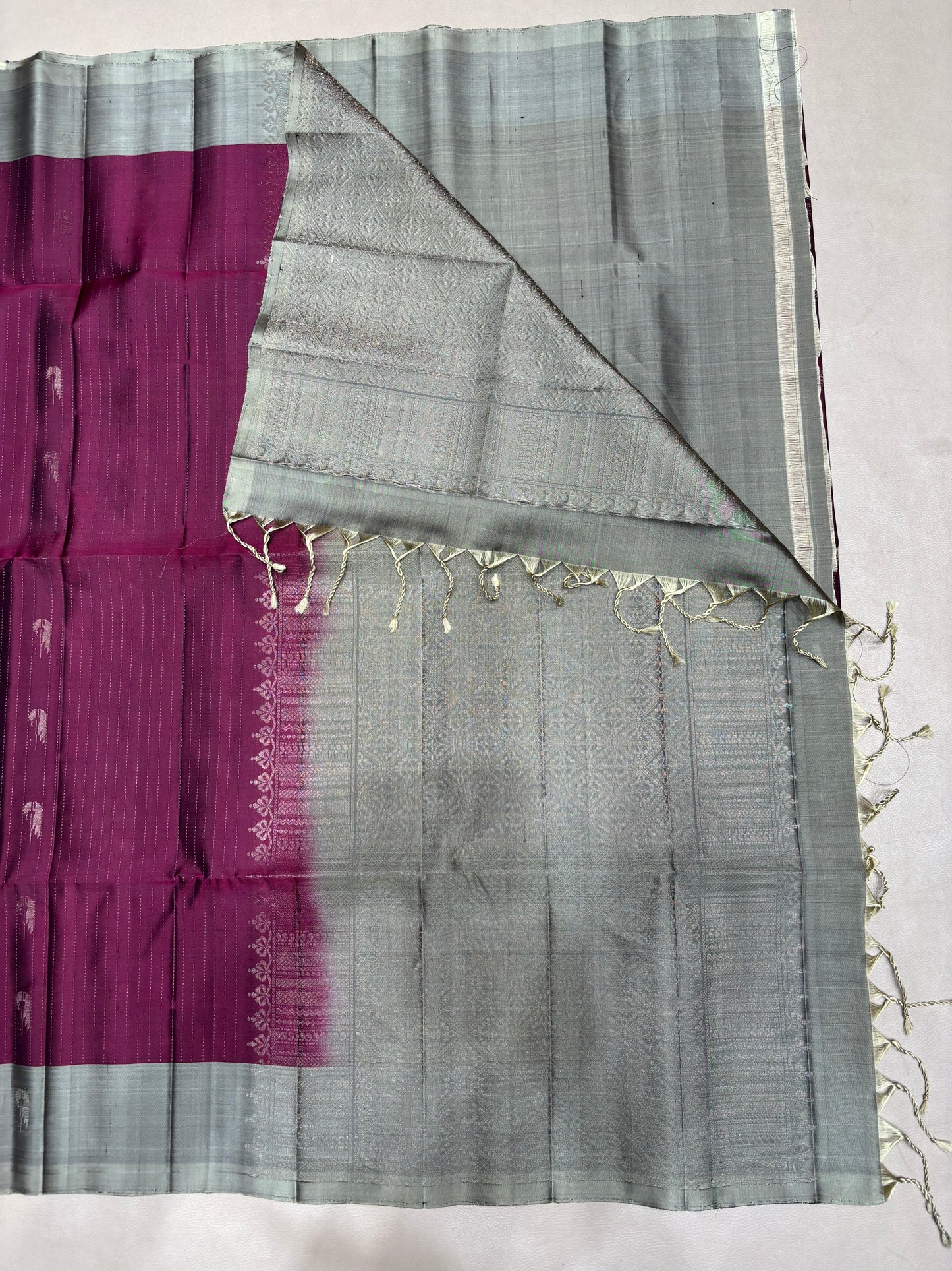 Paari purple color handloom softsilk saree - Pure silk saree