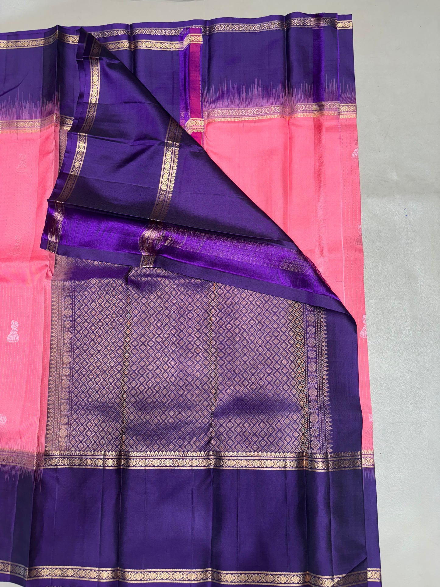 Paruvam pink vaira oosi handloom softsilk saree - Pure silk saree-AK1115