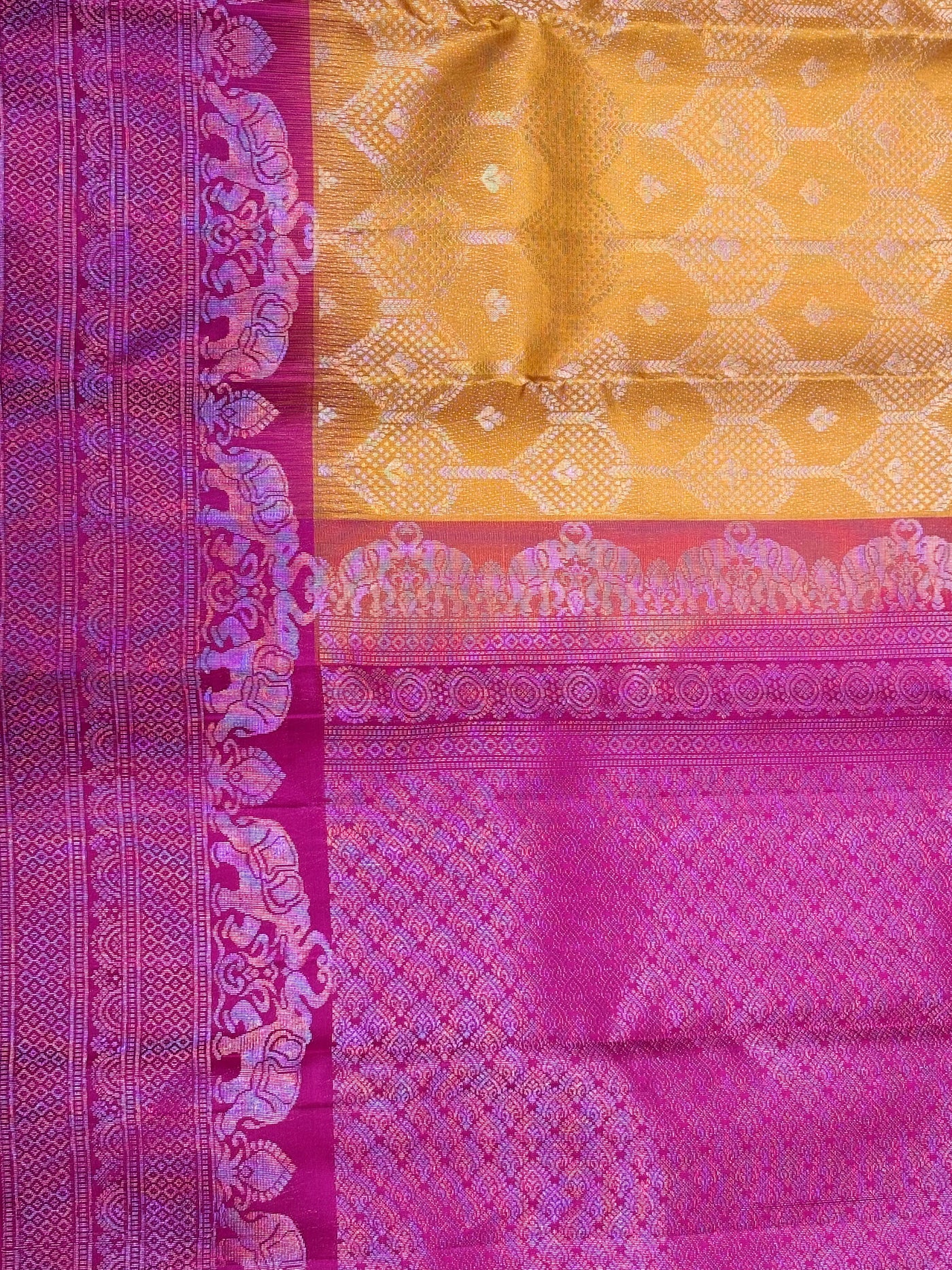 Tvesha all self handloom softsilk saree - Pure silk saree