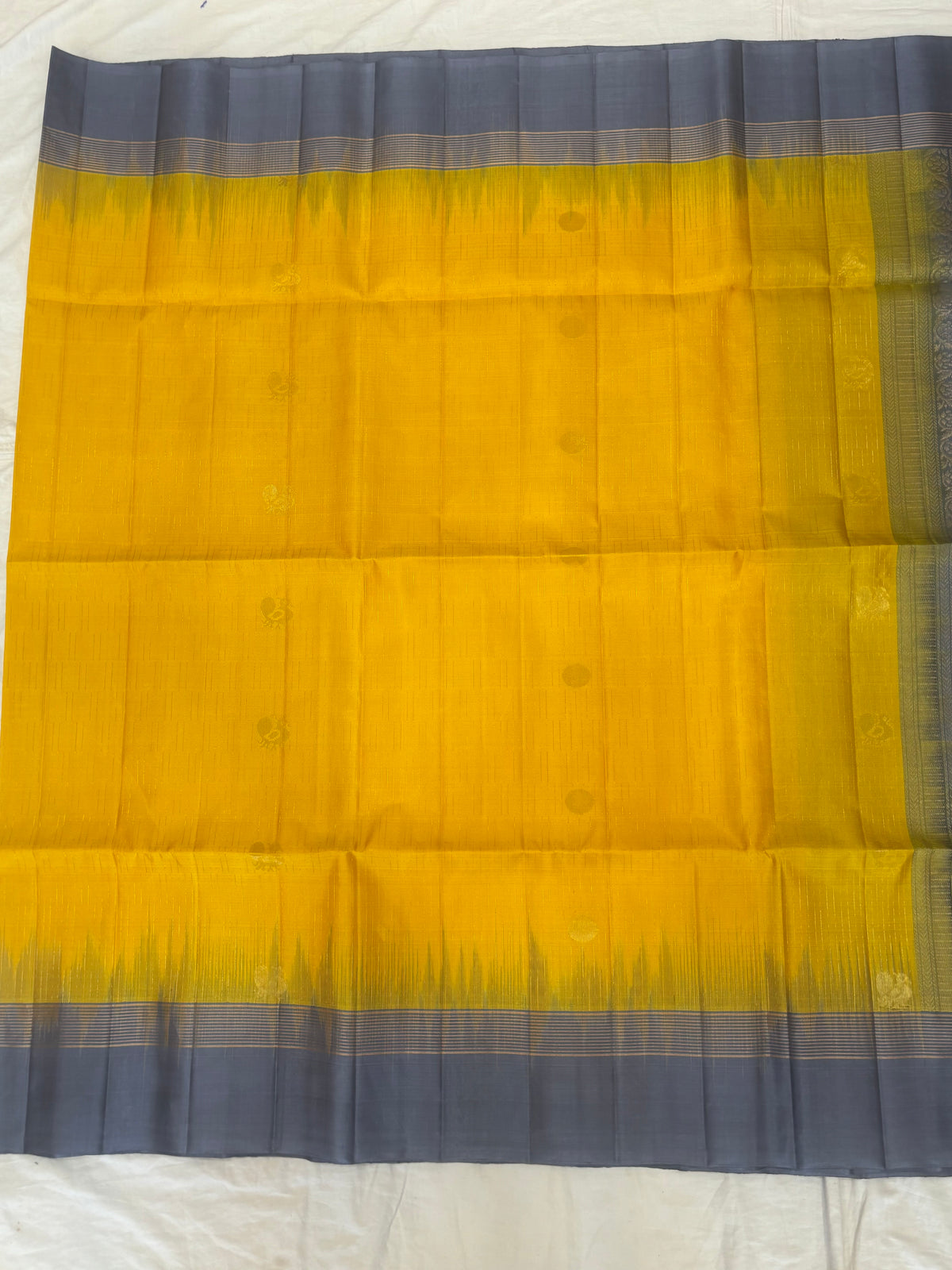 Charvima handloom softsilk saree - Pure silk saree
