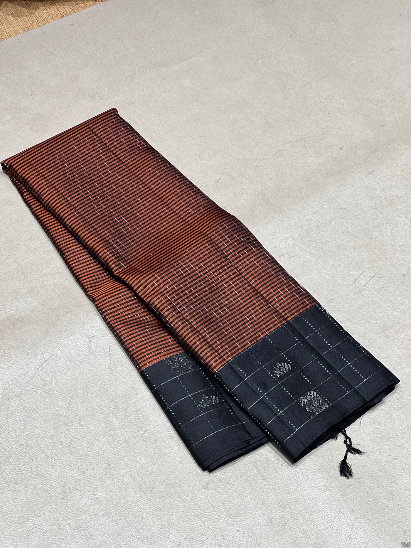 Samaira handloom softsilk saree - Pure silk saree