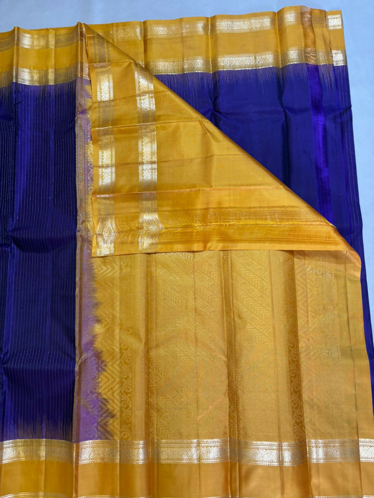 Pavazham handloom softsilk saree - Pure silk saree
